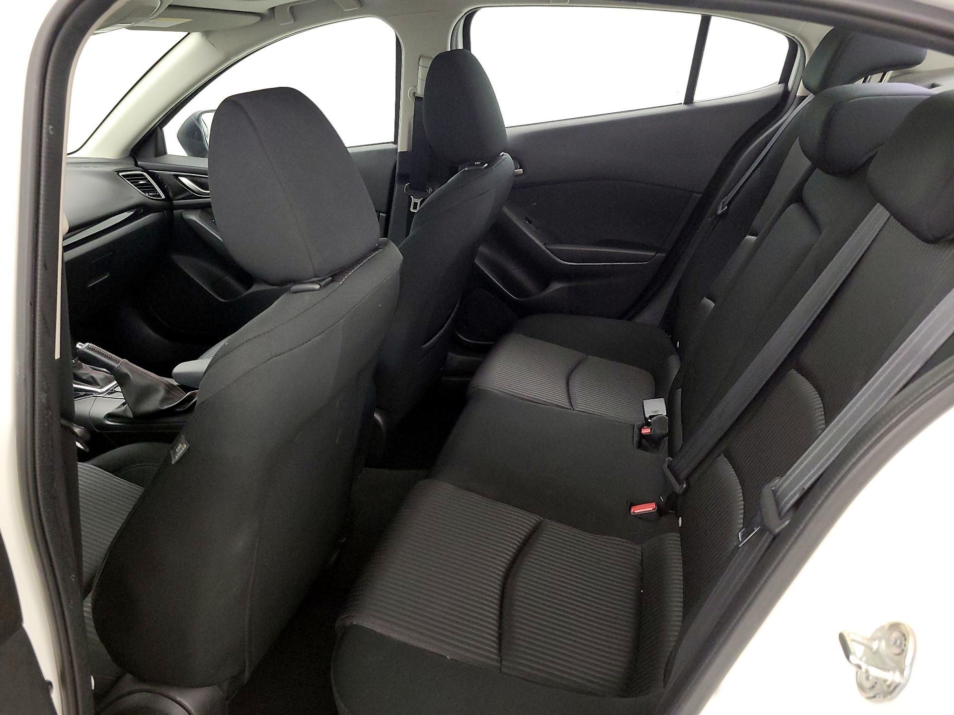 Thumbnail: 2016 Mazda Mazda3 - 20
