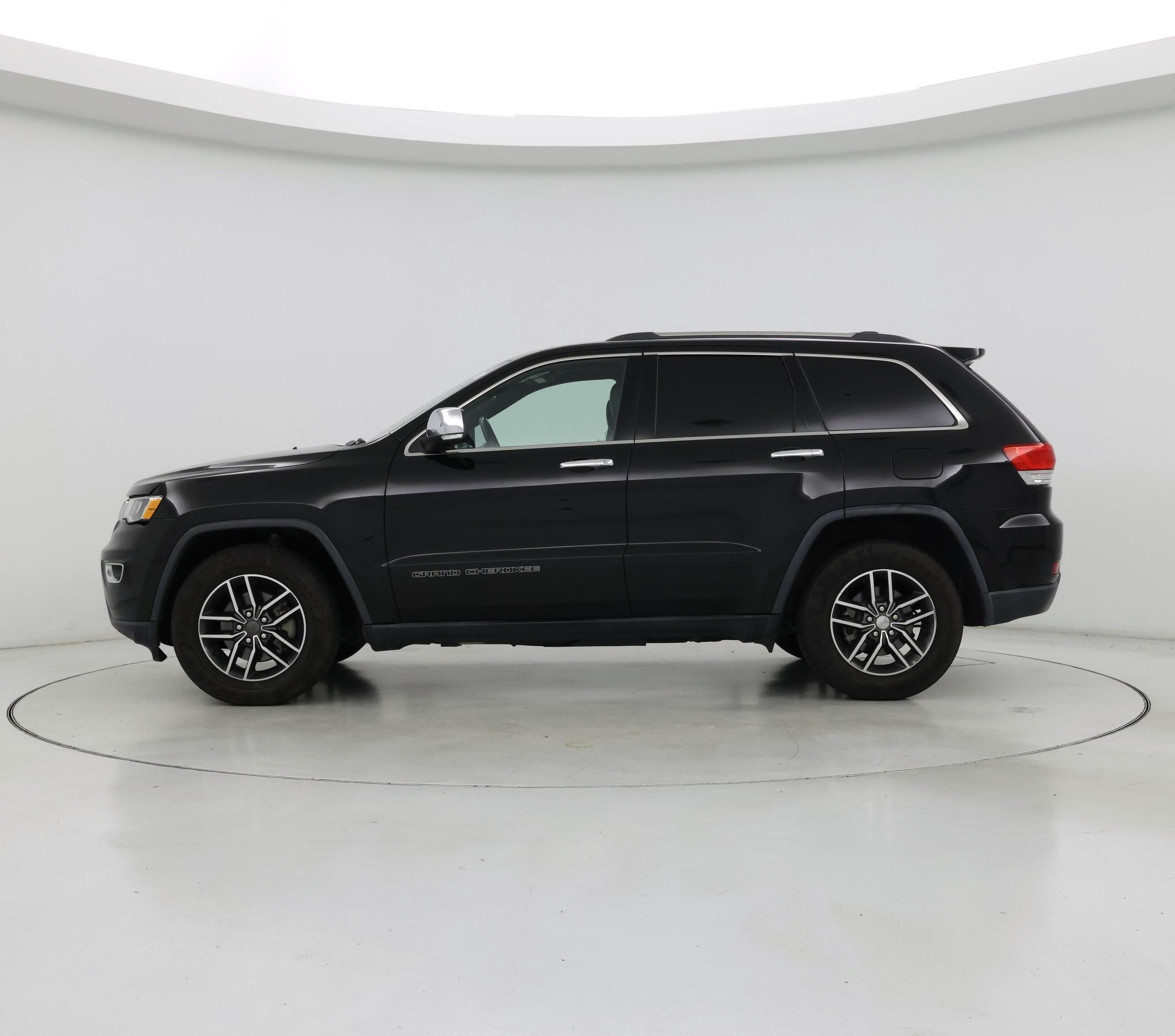 Thumbnail: 2018 Jeep Grand Cherokee - 3