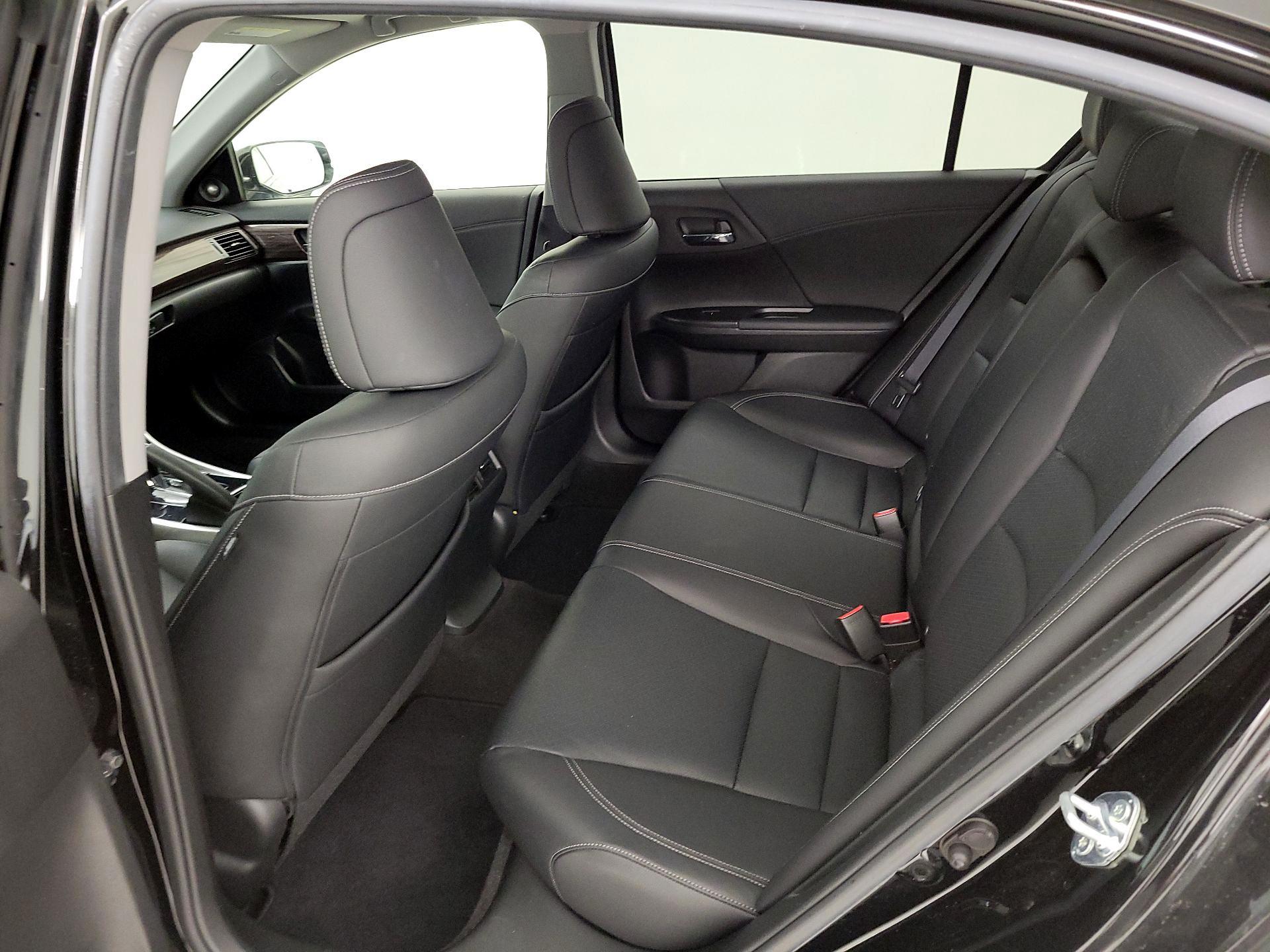 Thumbnail: 2017 Honda Accord - 20