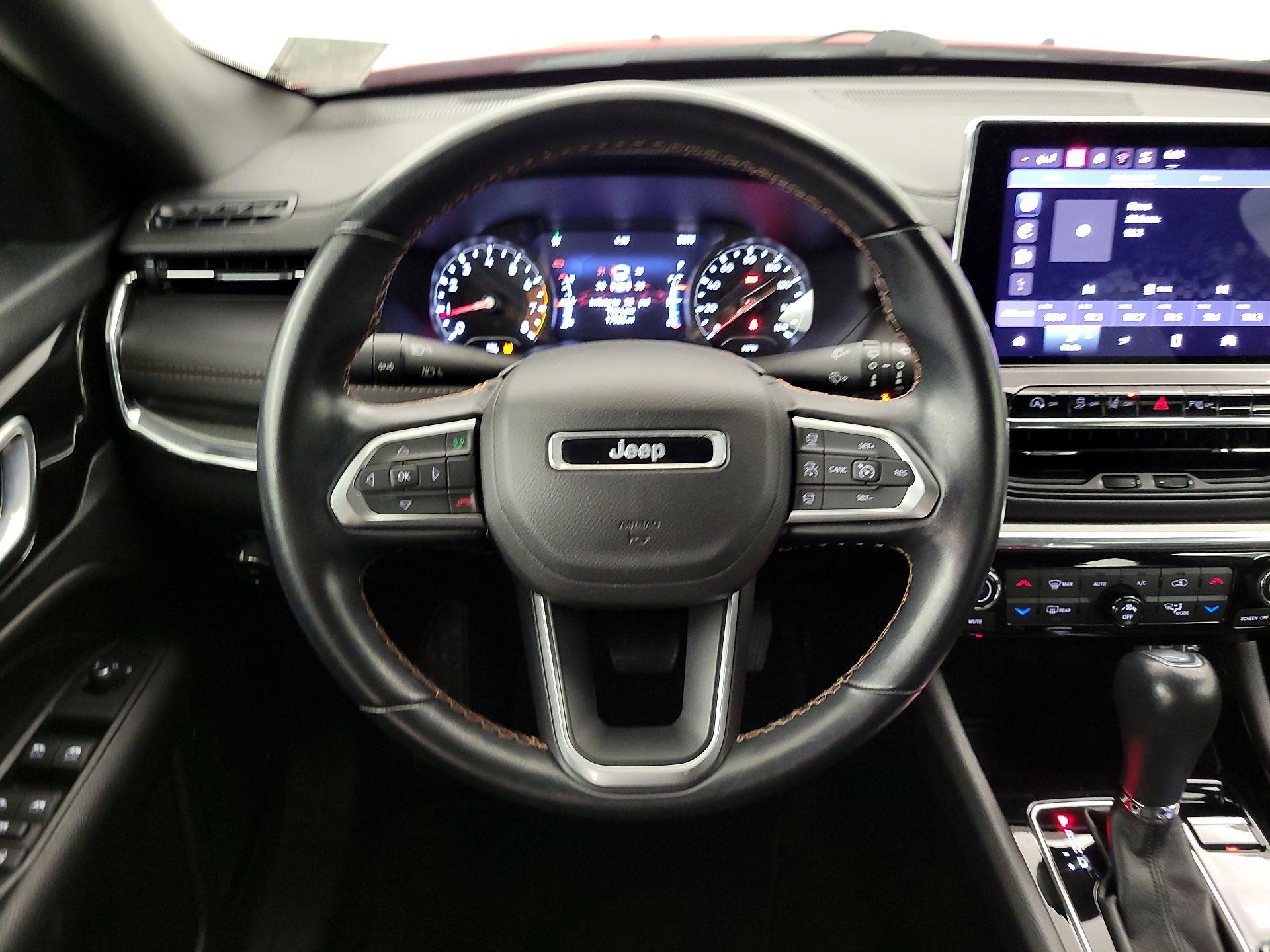 Thumbnail: 2022 Jeep Compass - 10