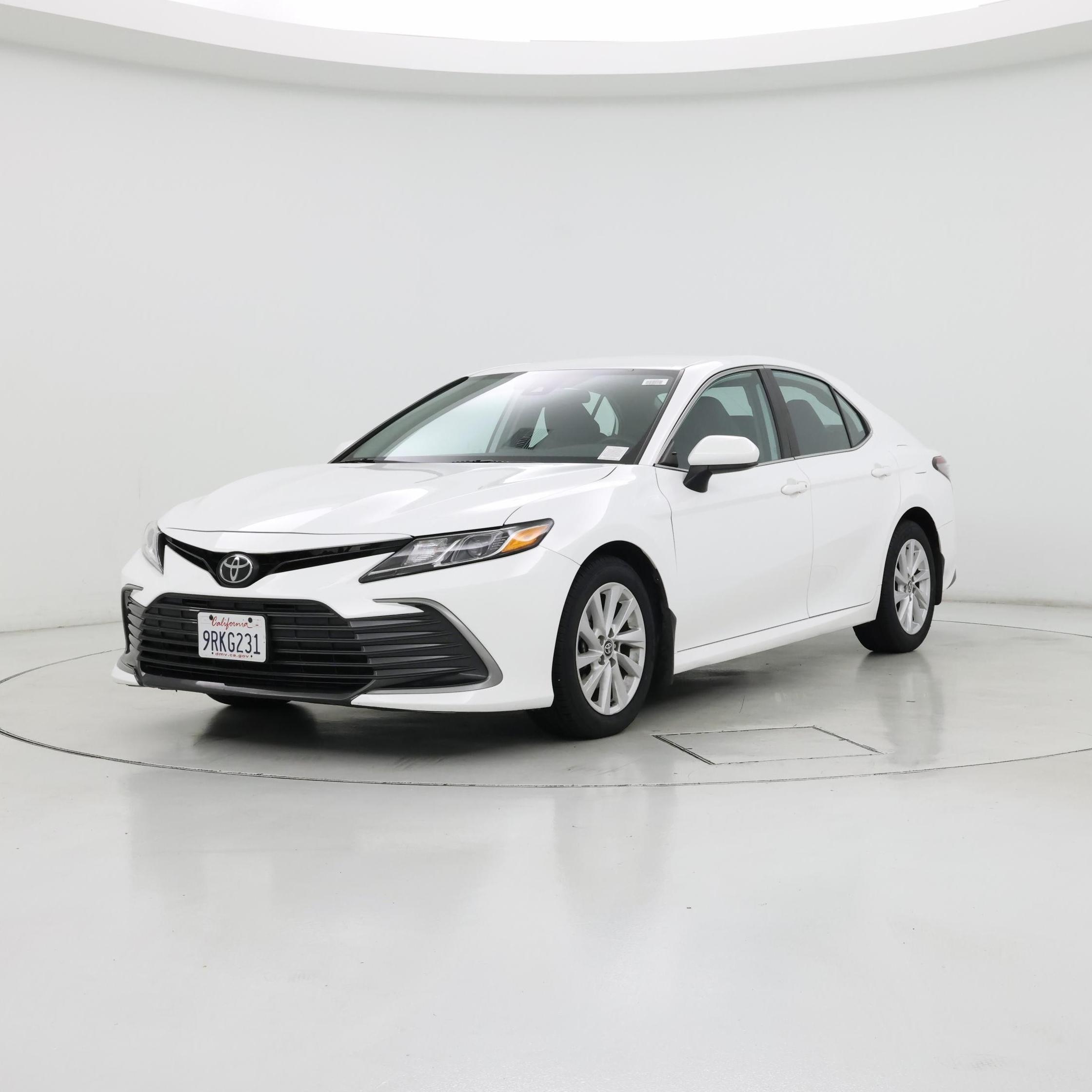 Thumbnail: 2022 Toyota Camry - 4