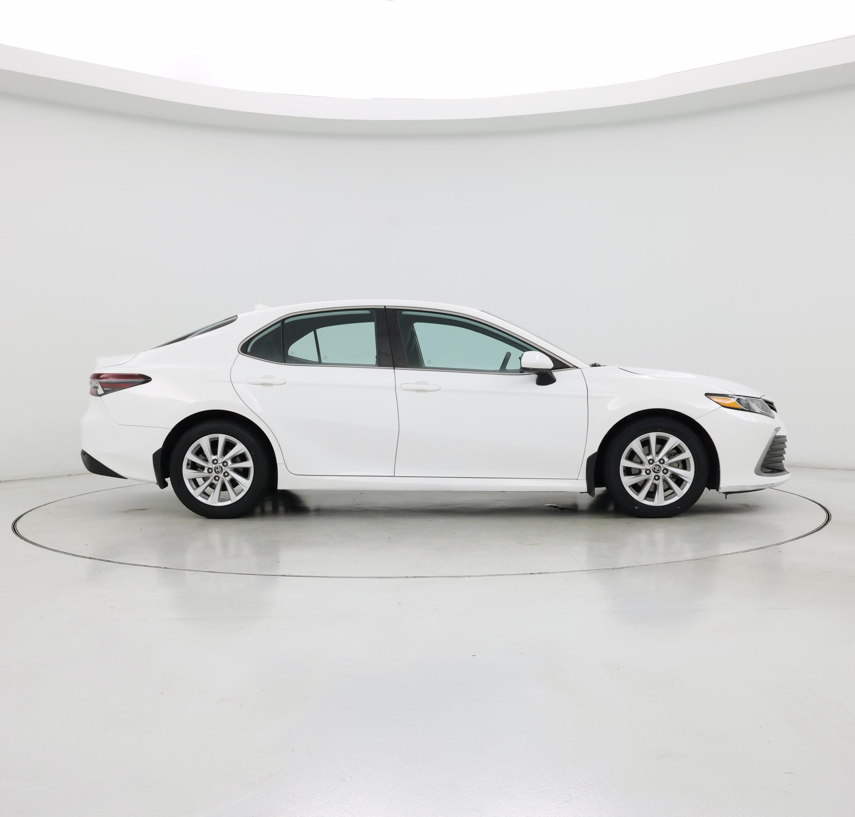 Thumbnail: 2022 Toyota Camry - 7