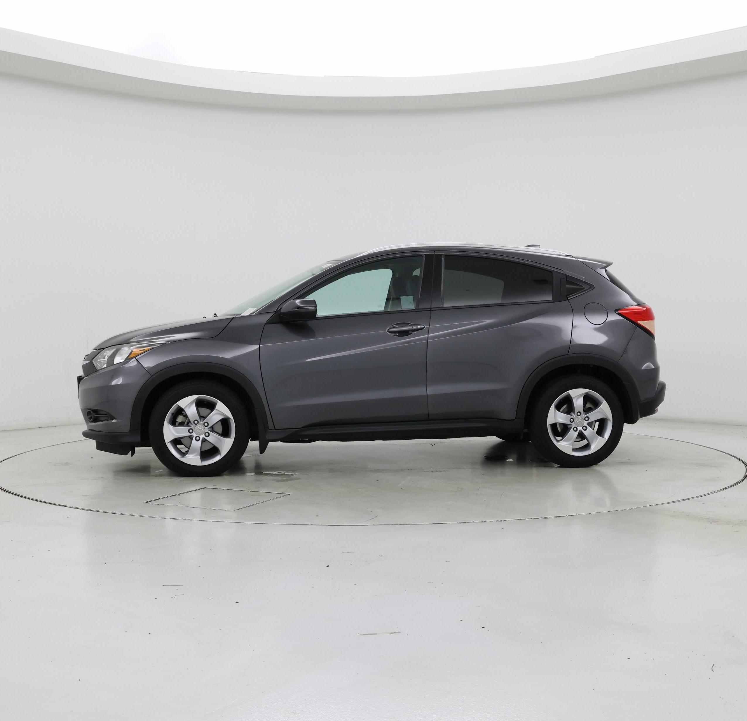 Thumbnail: 2016 Honda HR-V - 3