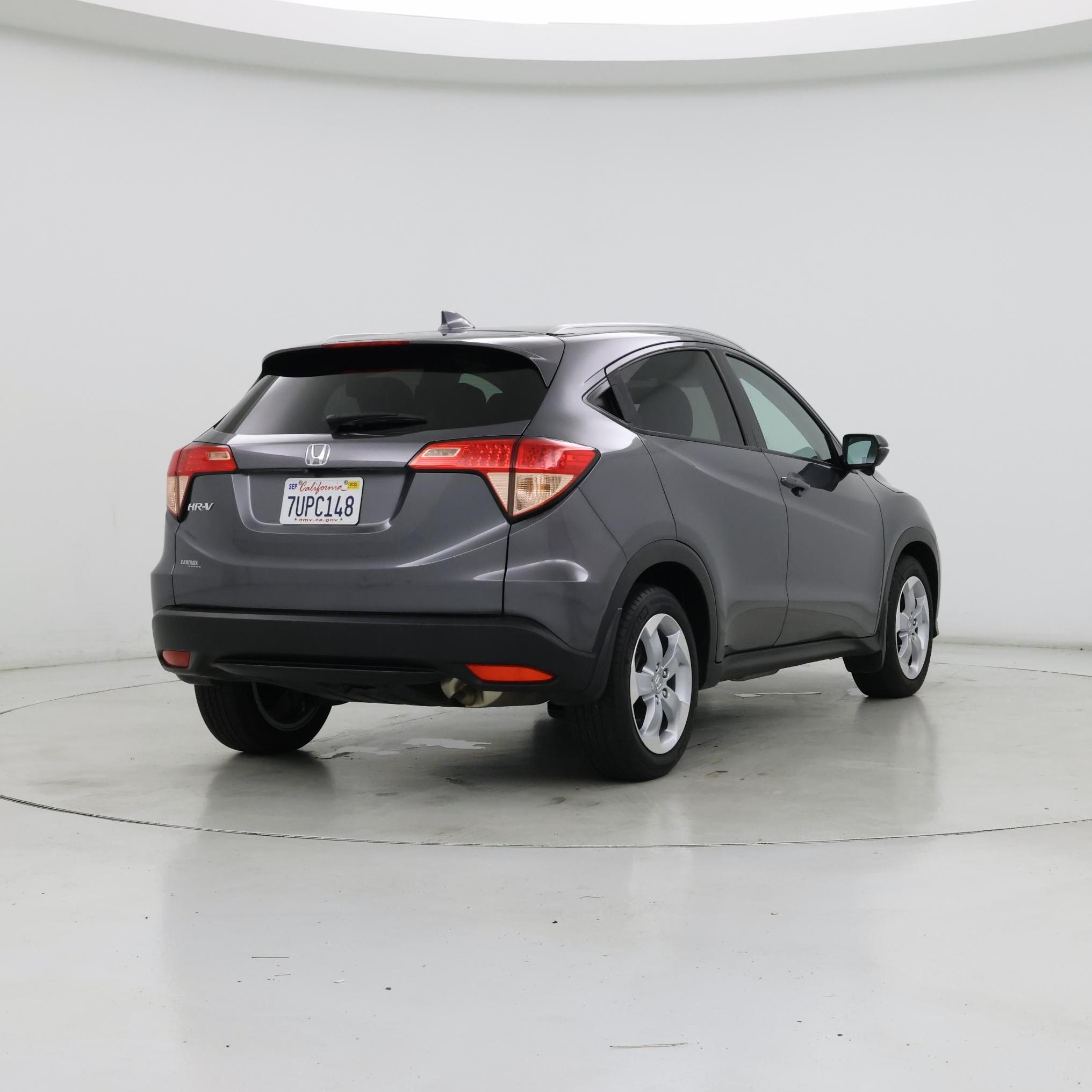 Thumbnail: 2016 Honda HR-V - 8