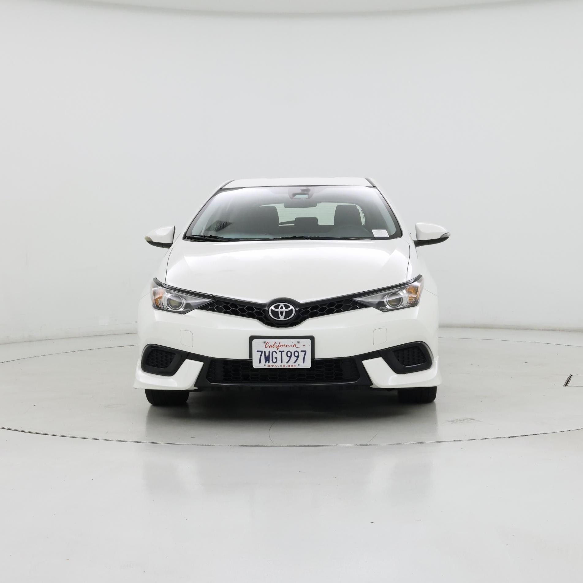 Thumbnail: 2017 Toyota Corolla iM - 5