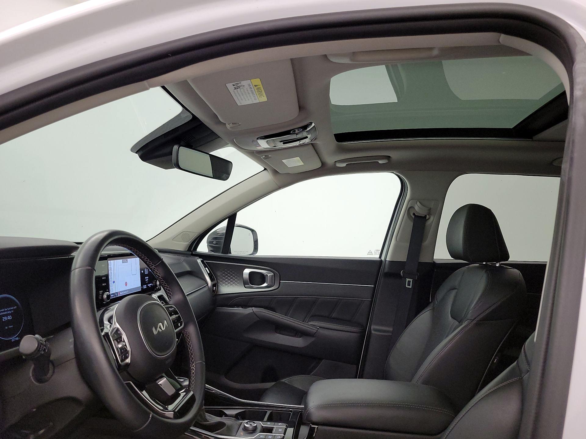 Thumbnail: 2023 Kia Sorento - 20