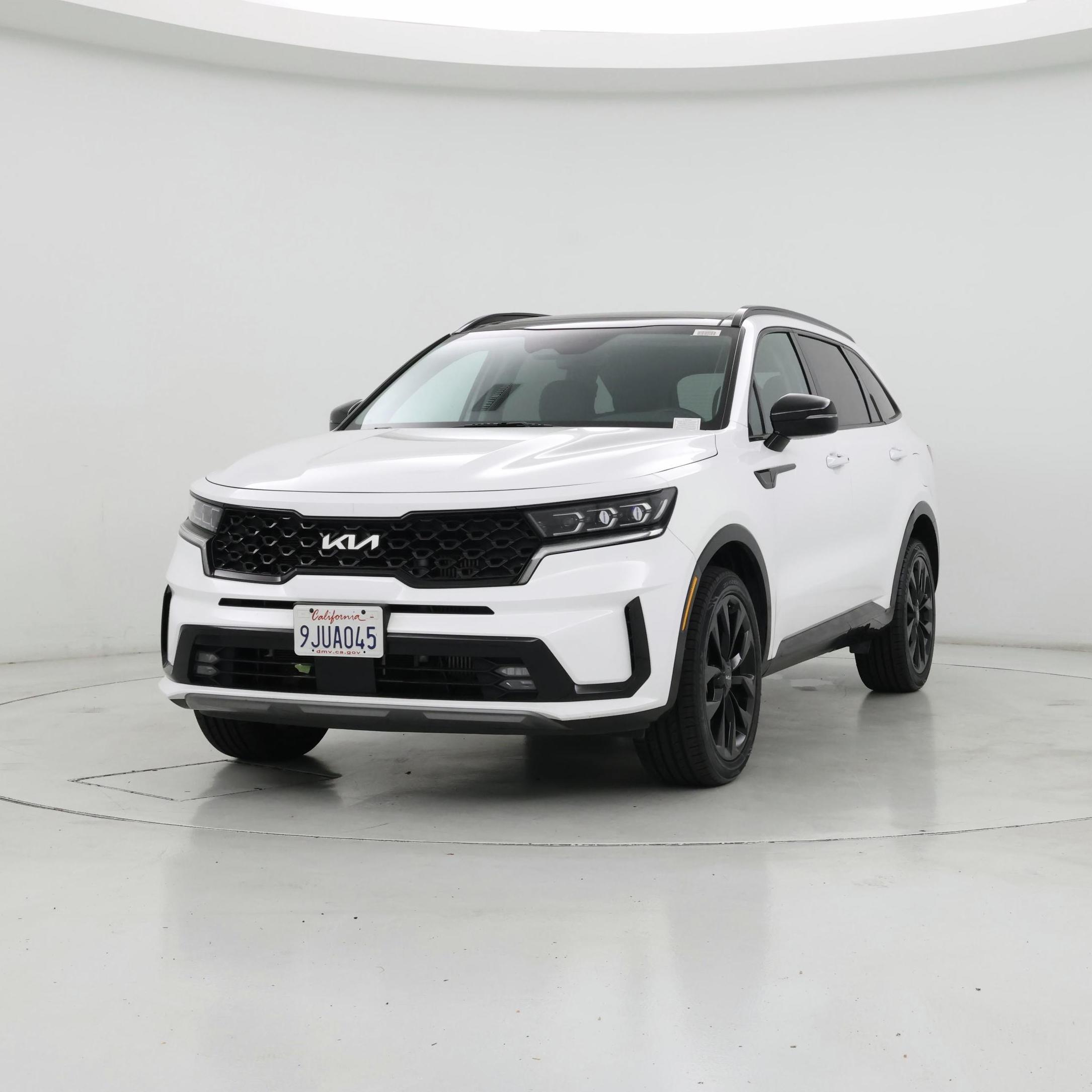 Thumbnail: 2023 Kia Sorento - 4