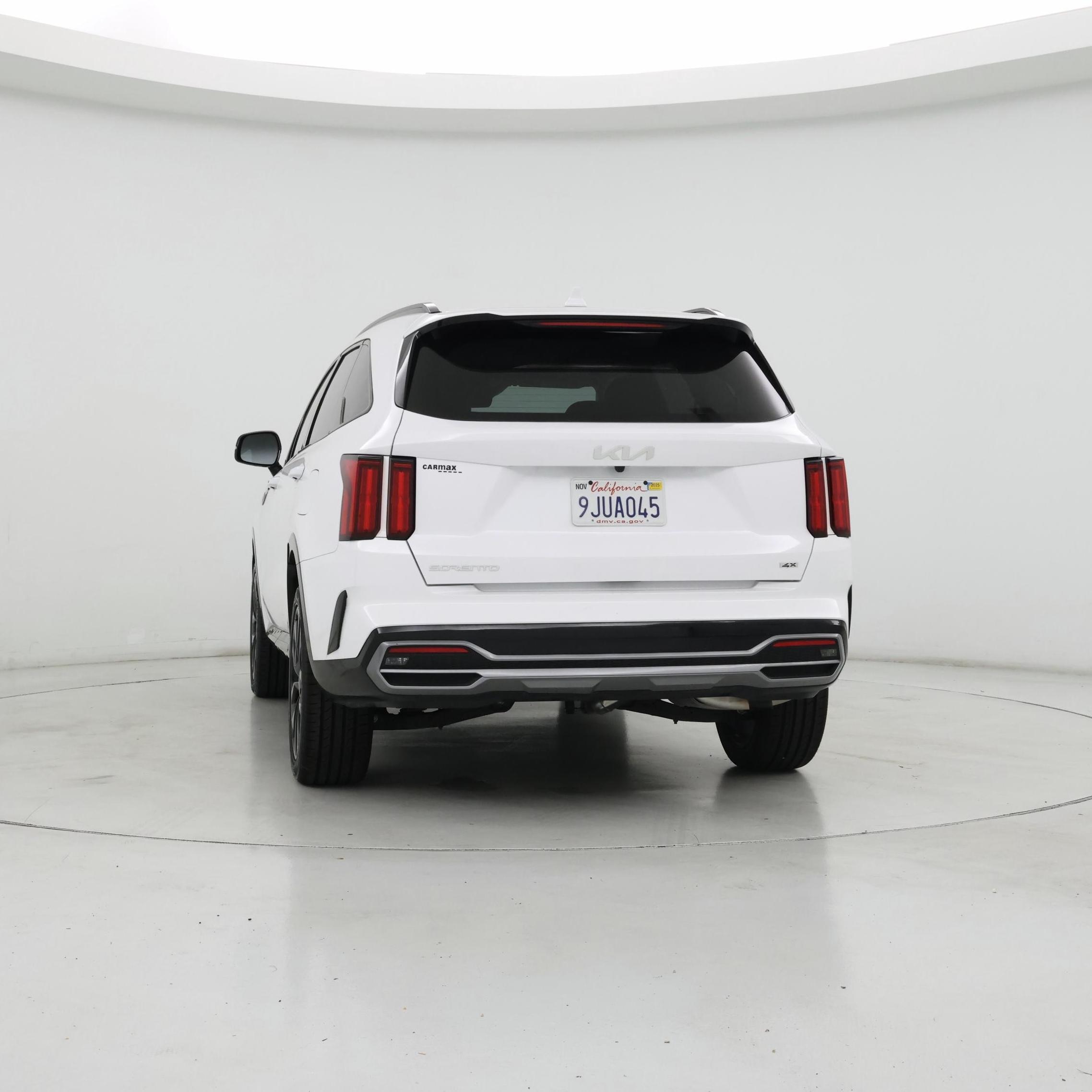 Thumbnail: 2023 Kia Sorento - 6