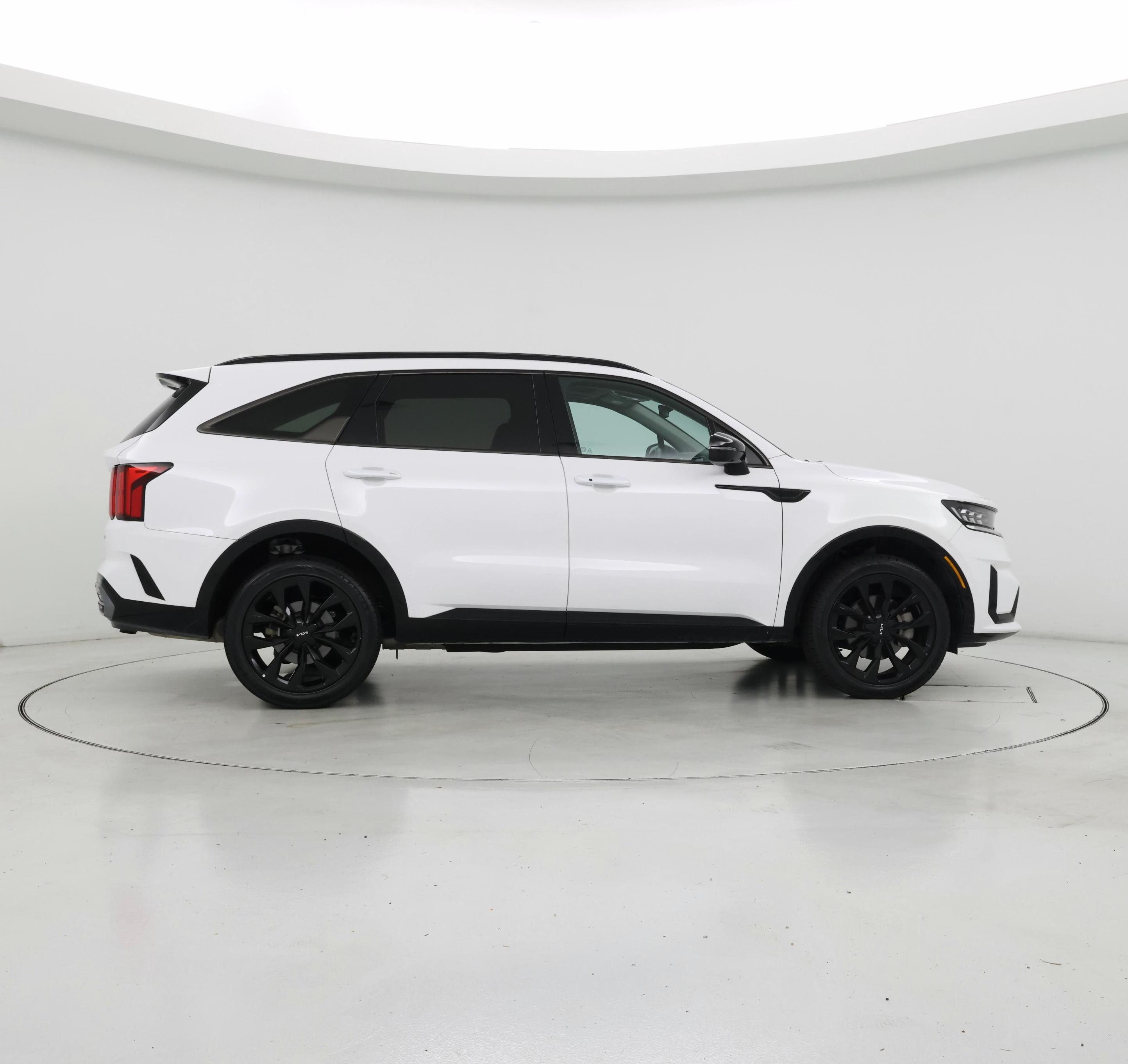 Thumbnail: 2023 Kia Sorento - 7
