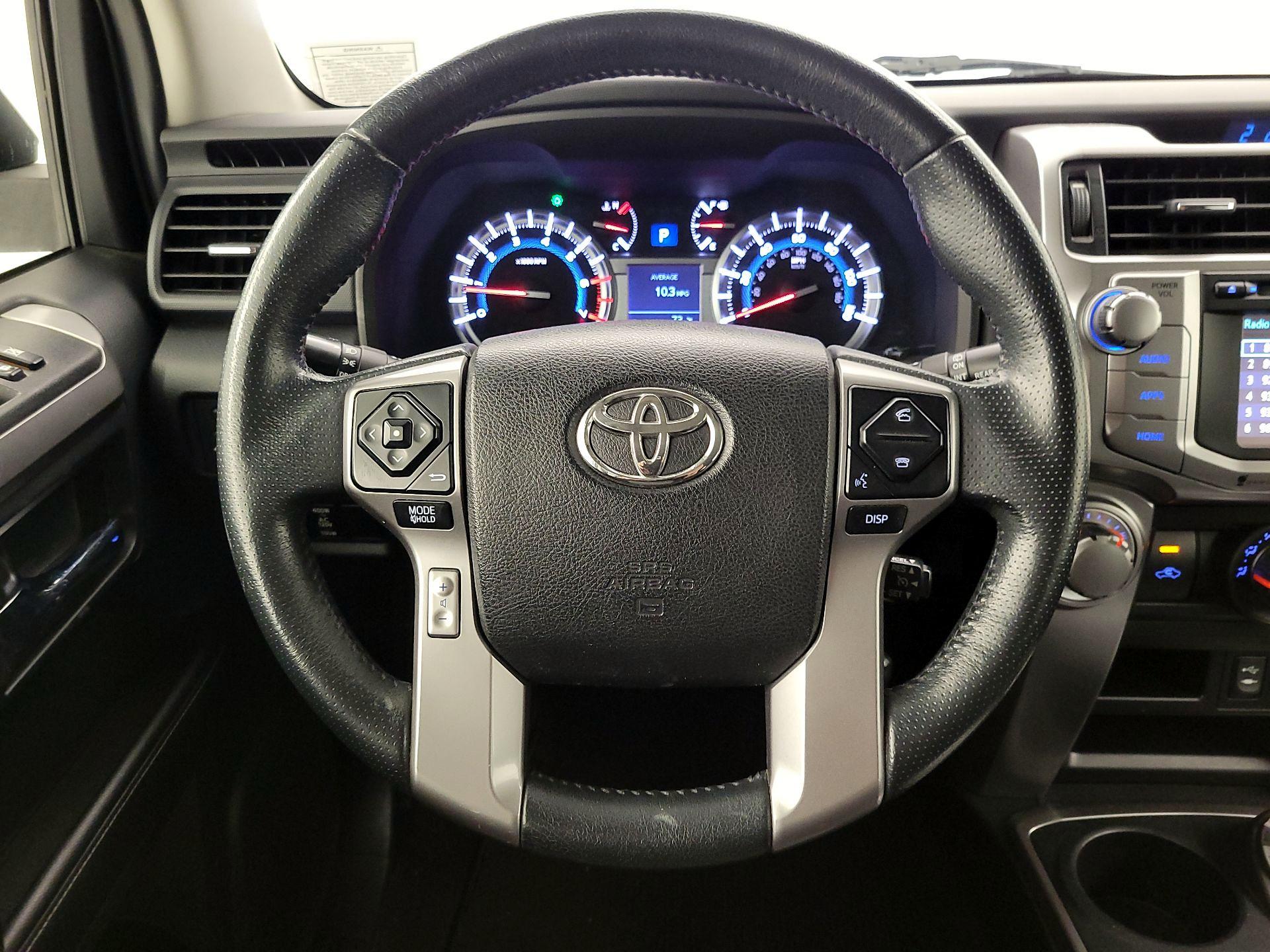Thumbnail: 2015 Toyota 4Runner - 10