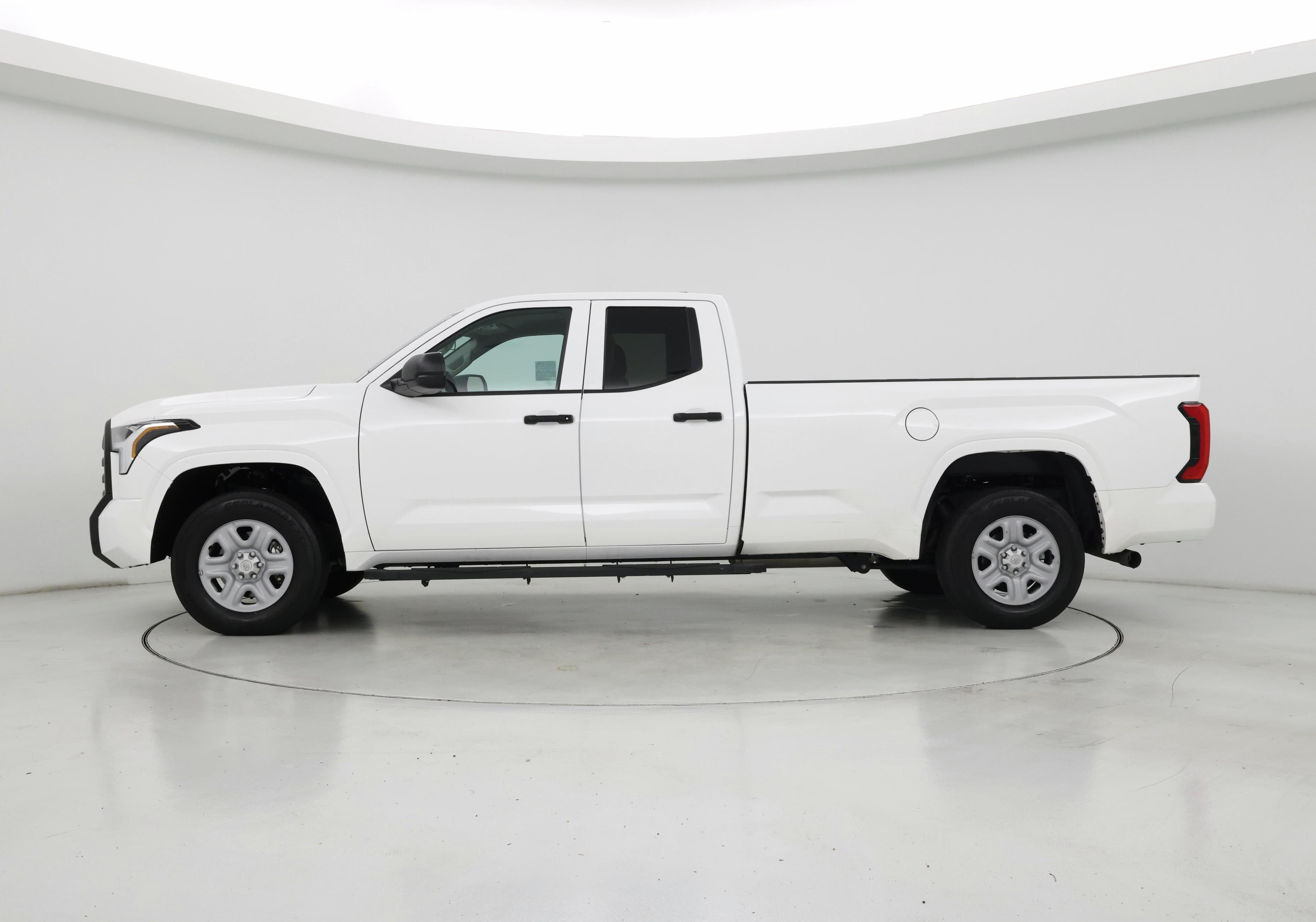 Thumbnail: 2024 Toyota Tundra - 3