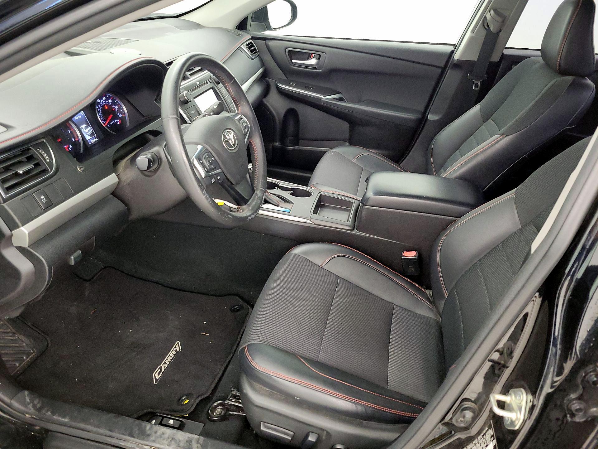 Thumbnail: 2017 Toyota Camry - 11