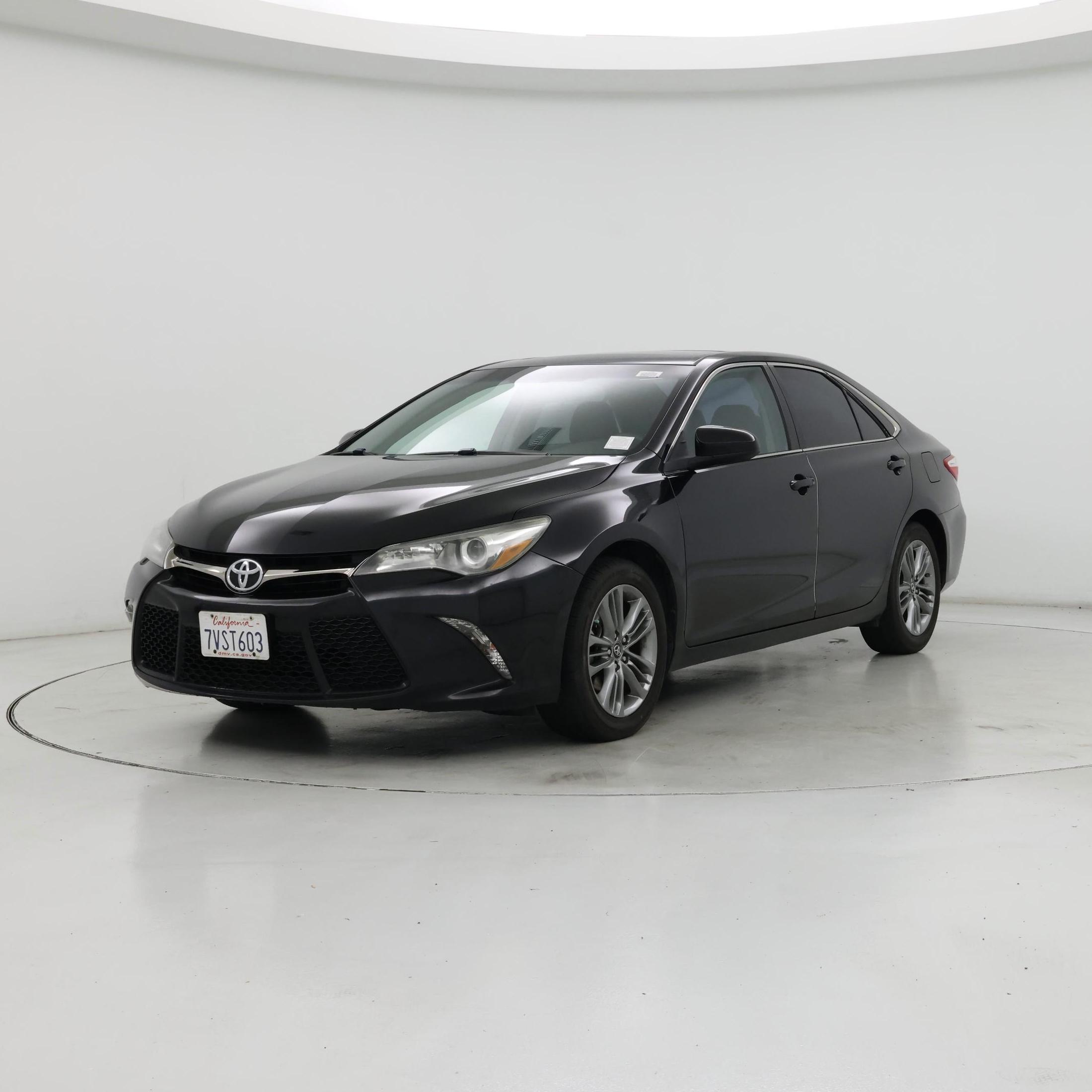 Thumbnail: 2017 Toyota Camry - 4