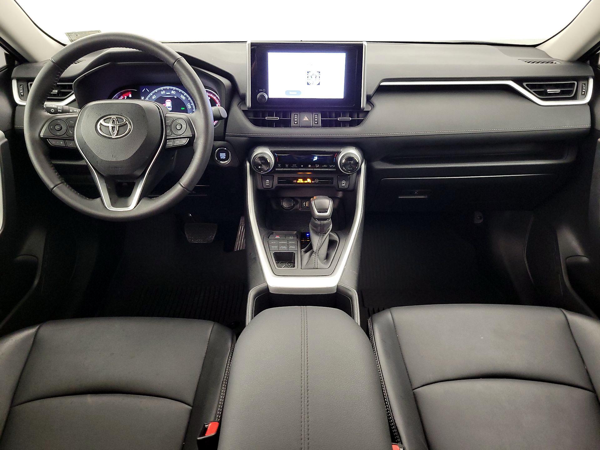 Thumbnail: 2024 Toyota RAV4 - 9
