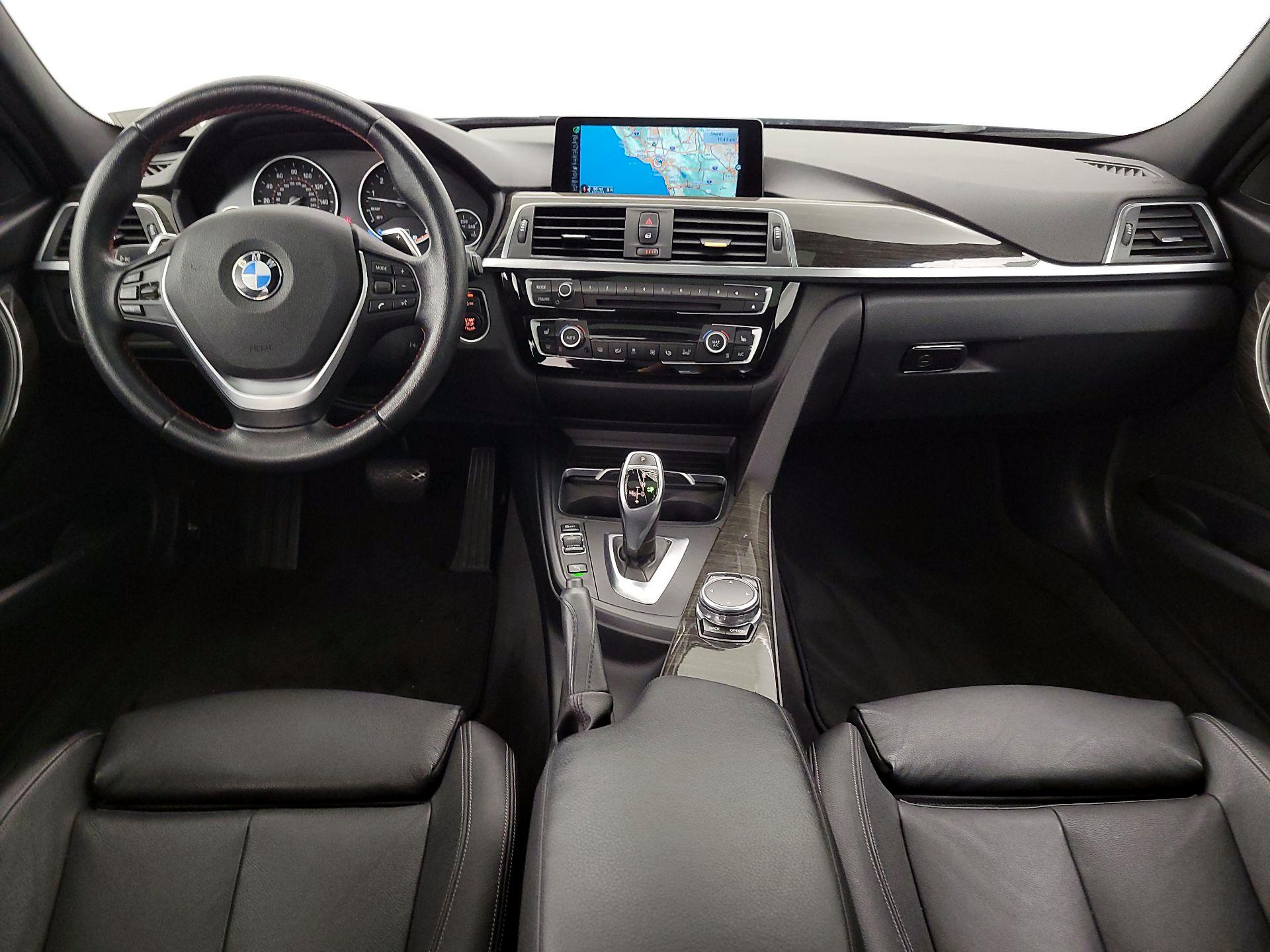Thumbnail: 2016 BMW 3 Series - 9