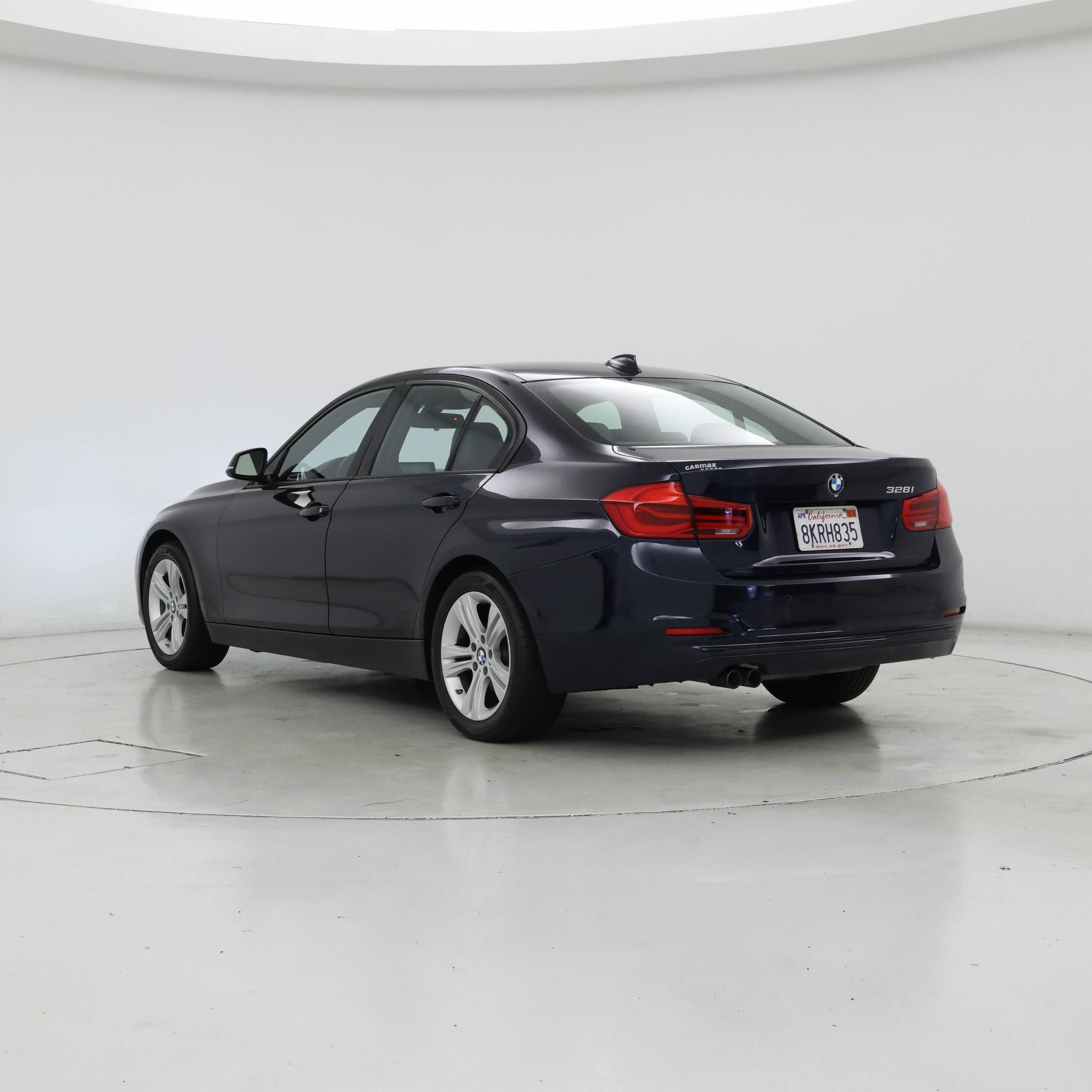 Thumbnail: 2016 BMW 3 Series - 2