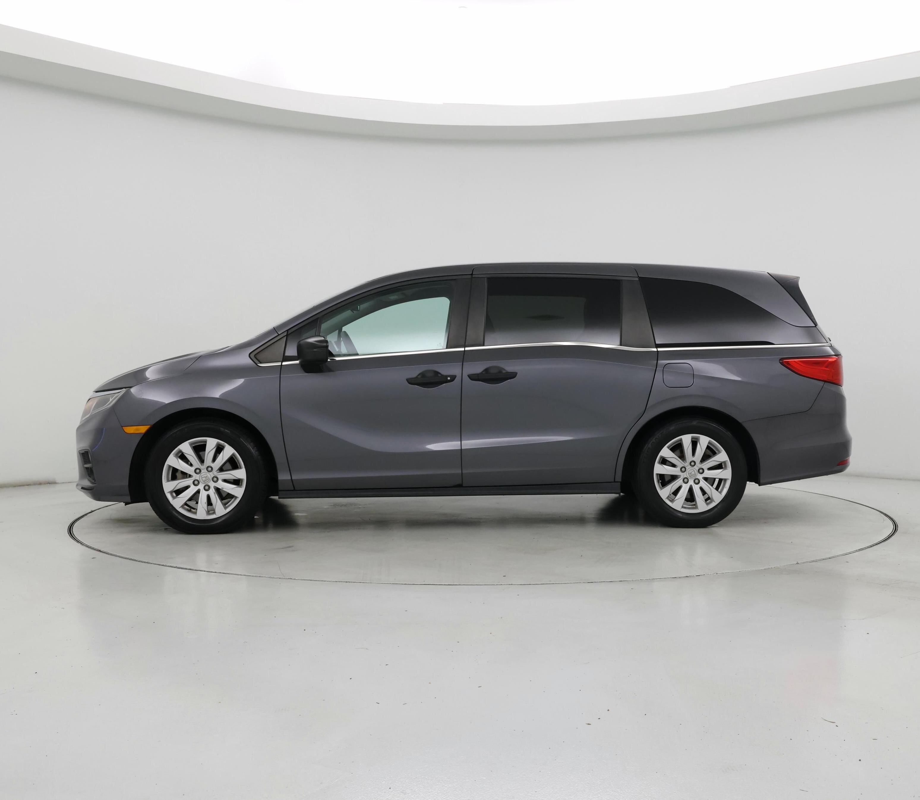 Thumbnail: 2019 Honda Odyssey - 3