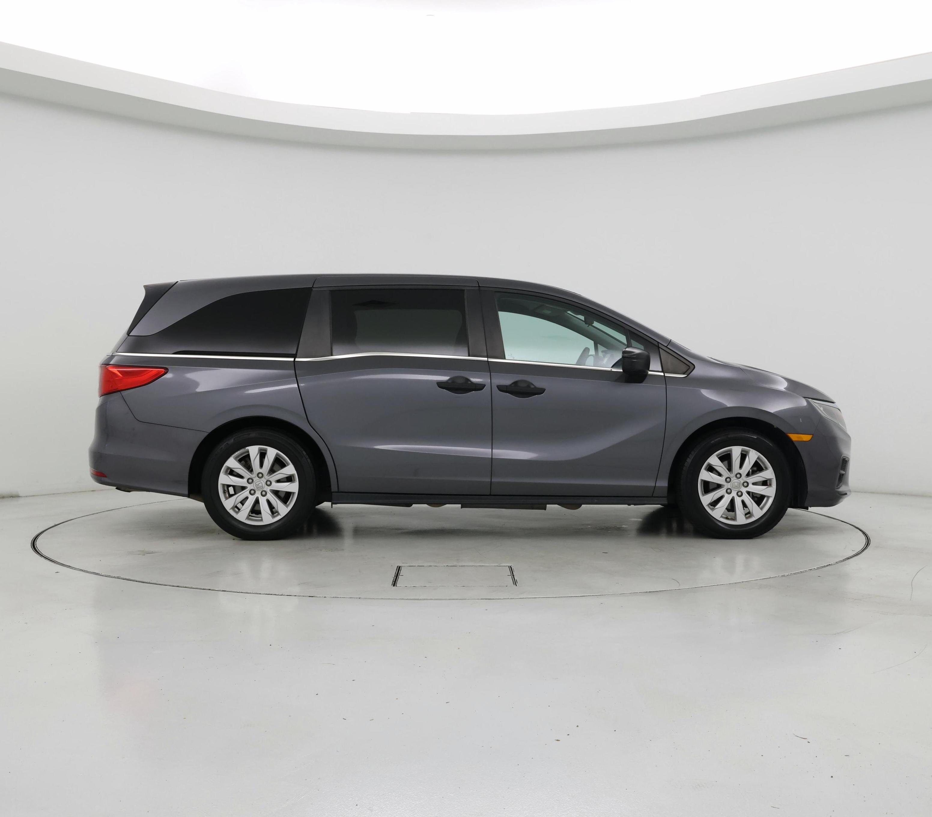Thumbnail: 2019 Honda Odyssey - 7