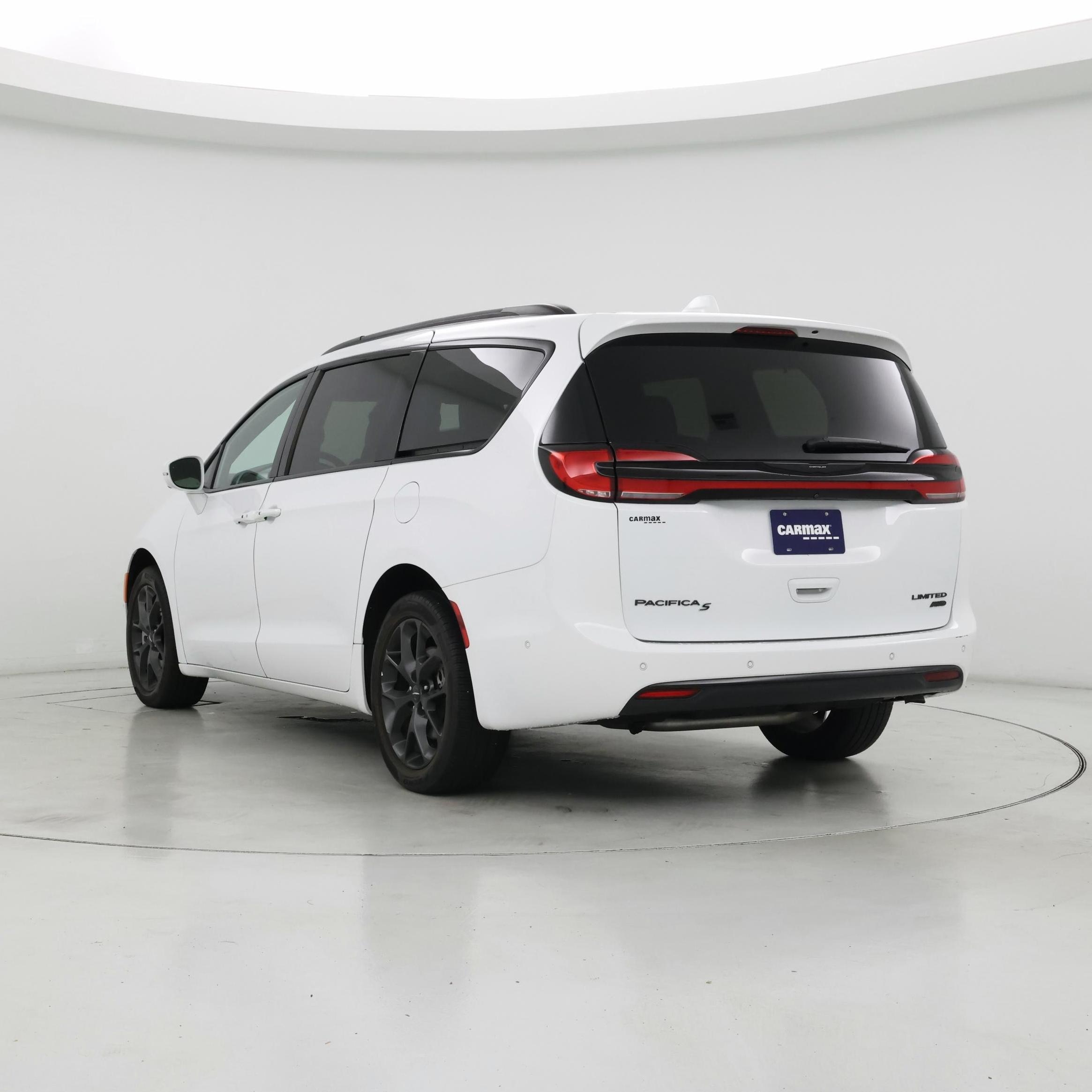 Thumbnail: 2022 Chrysler Pacifica - 2