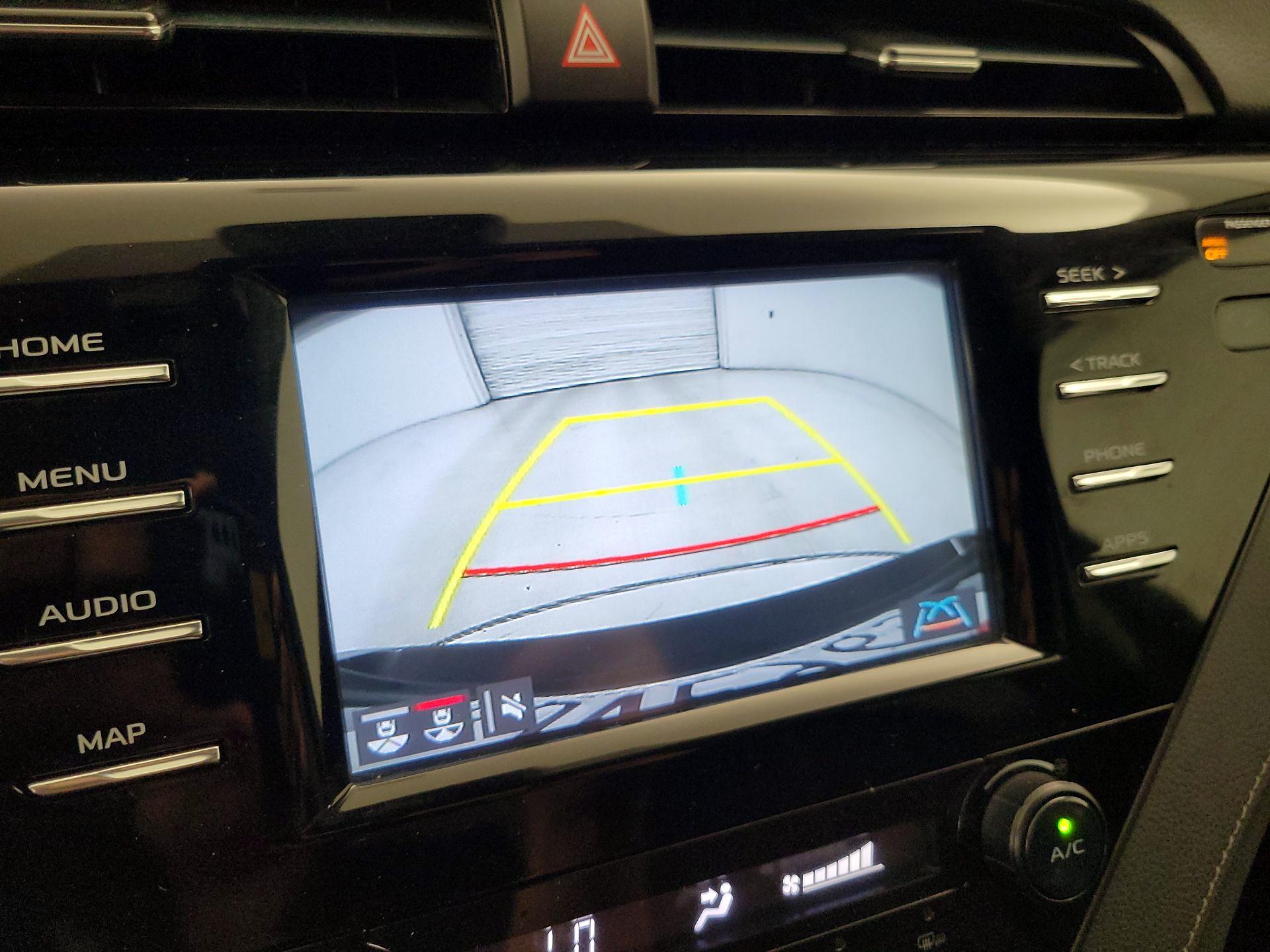 Thumbnail: 2019 Toyota Camry - 14