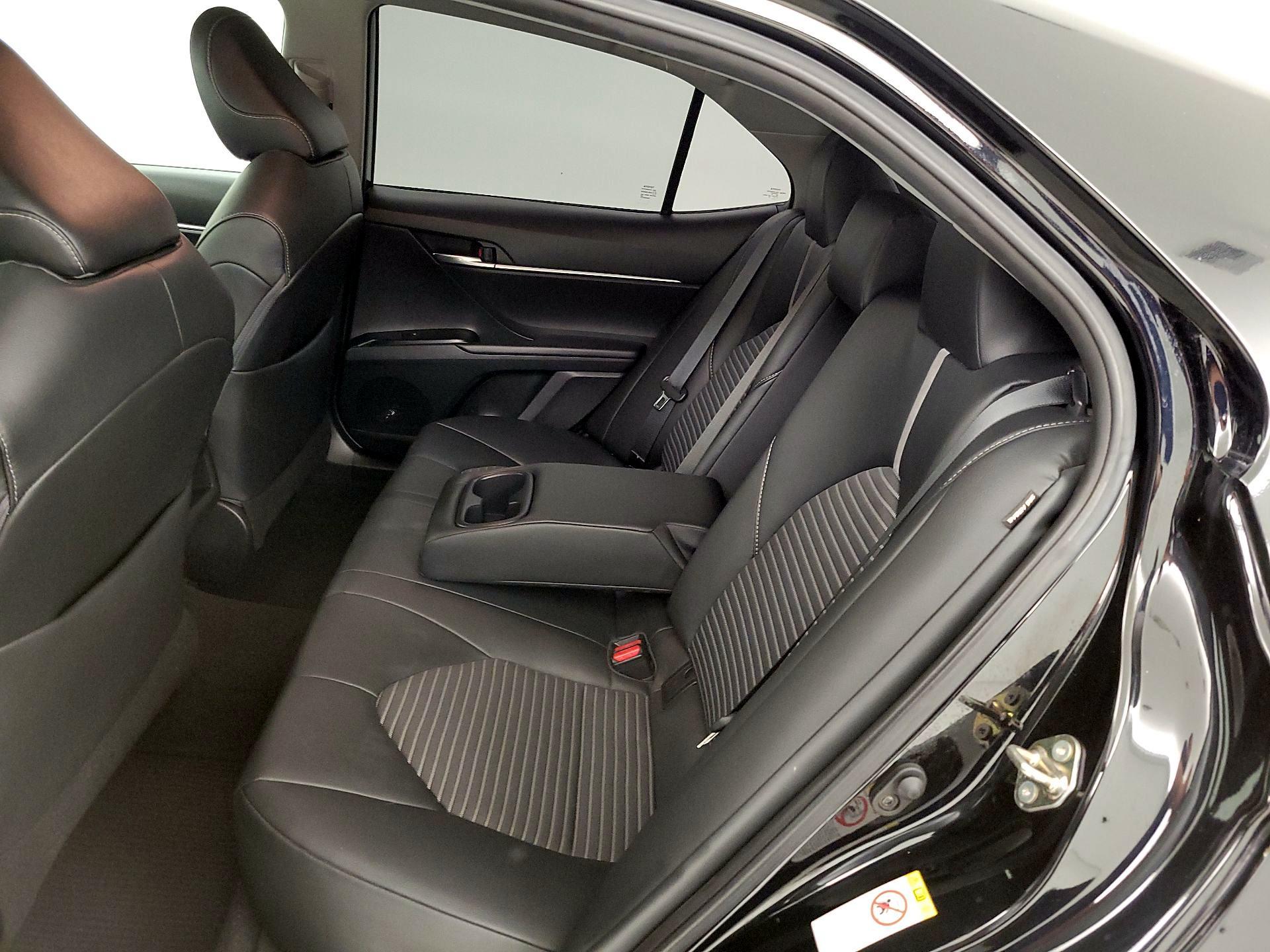 Thumbnail: 2019 Toyota Camry - 19