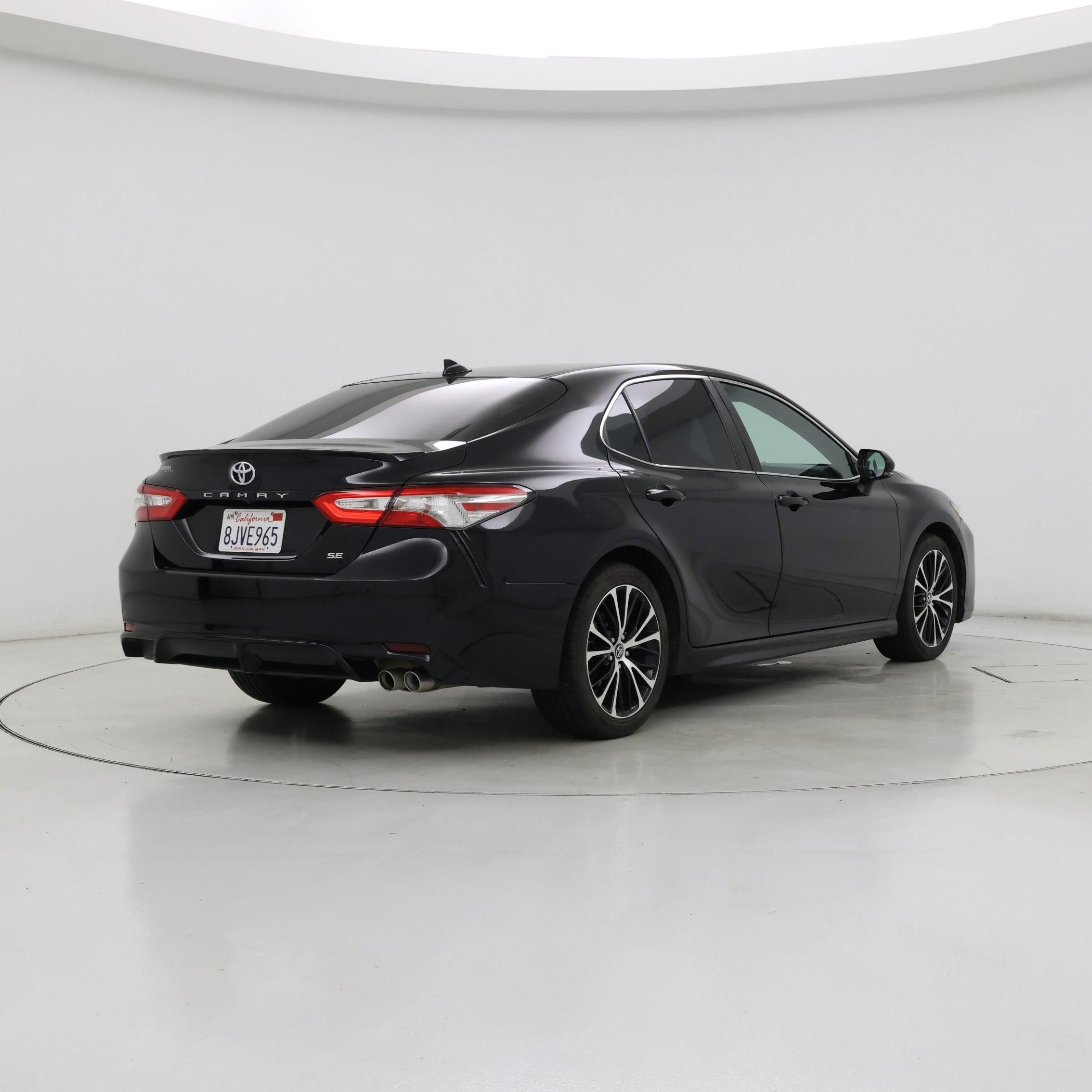 Thumbnail: 2019 Toyota Camry - 8