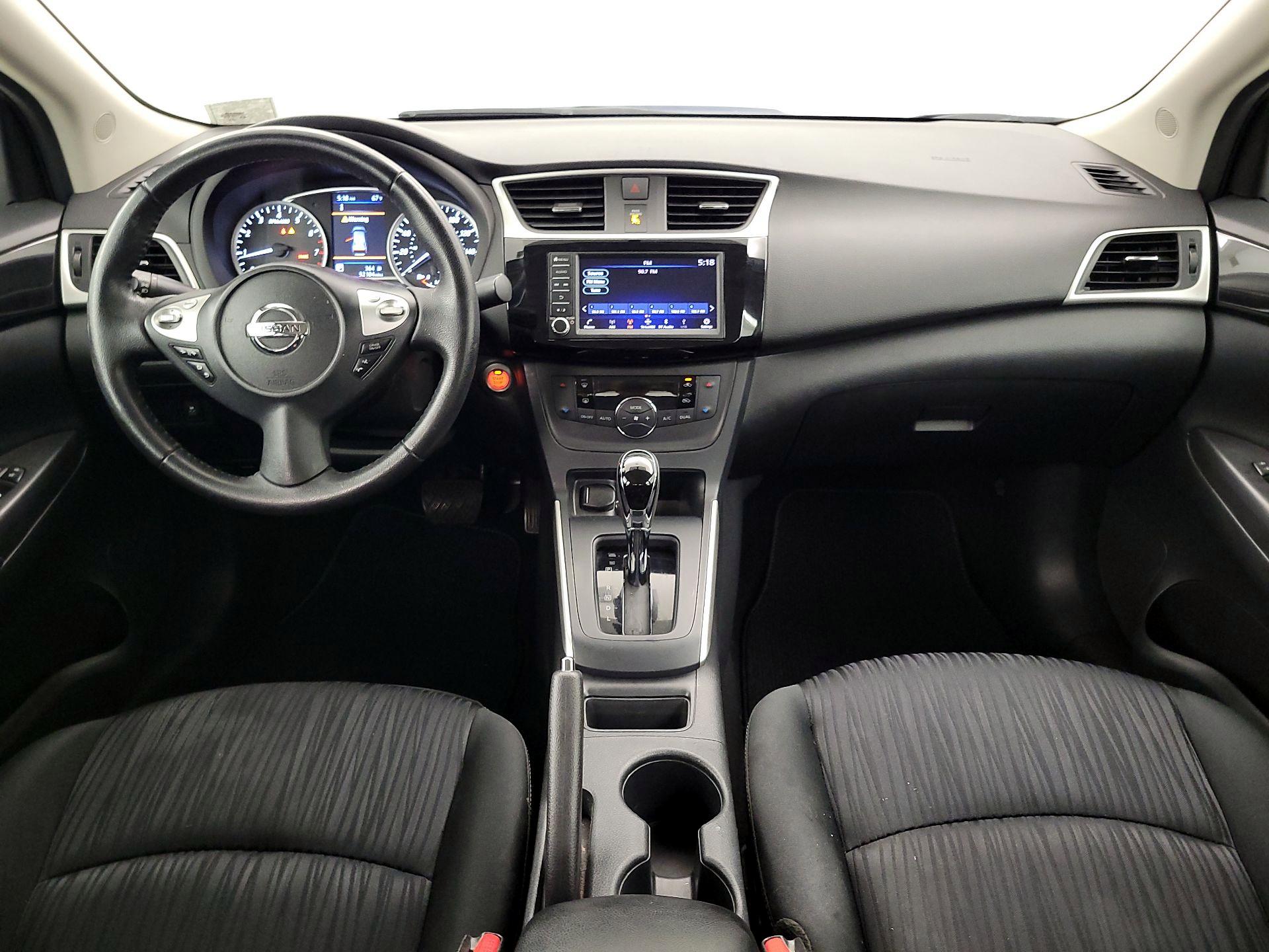 Thumbnail: 2019 Nissan Sentra - 9