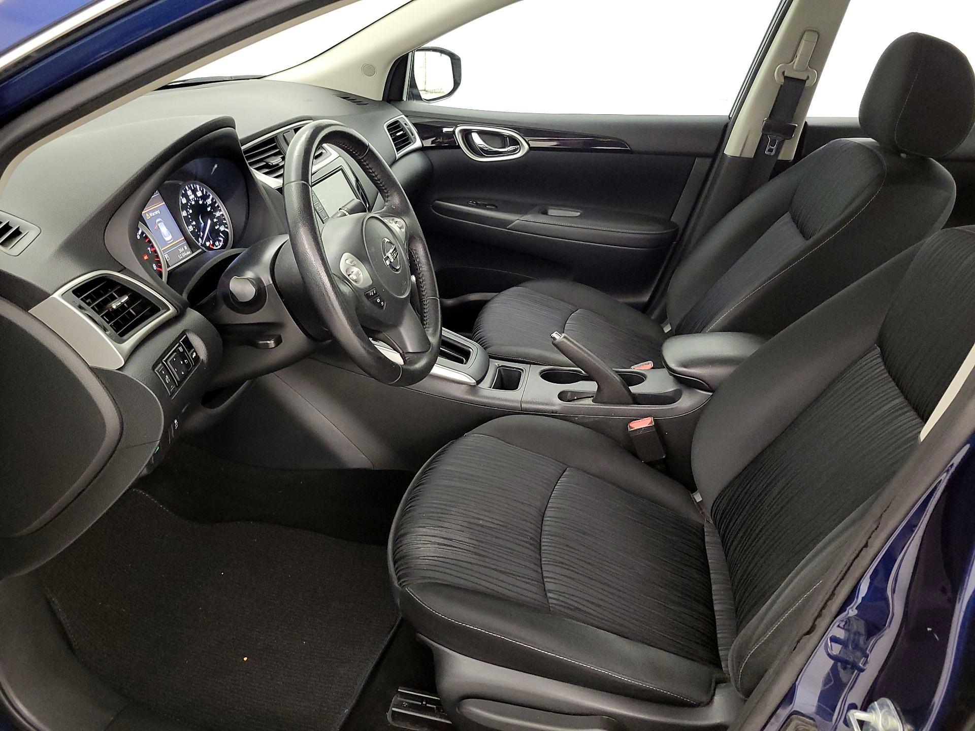Thumbnail: 2019 Nissan Sentra - 11
