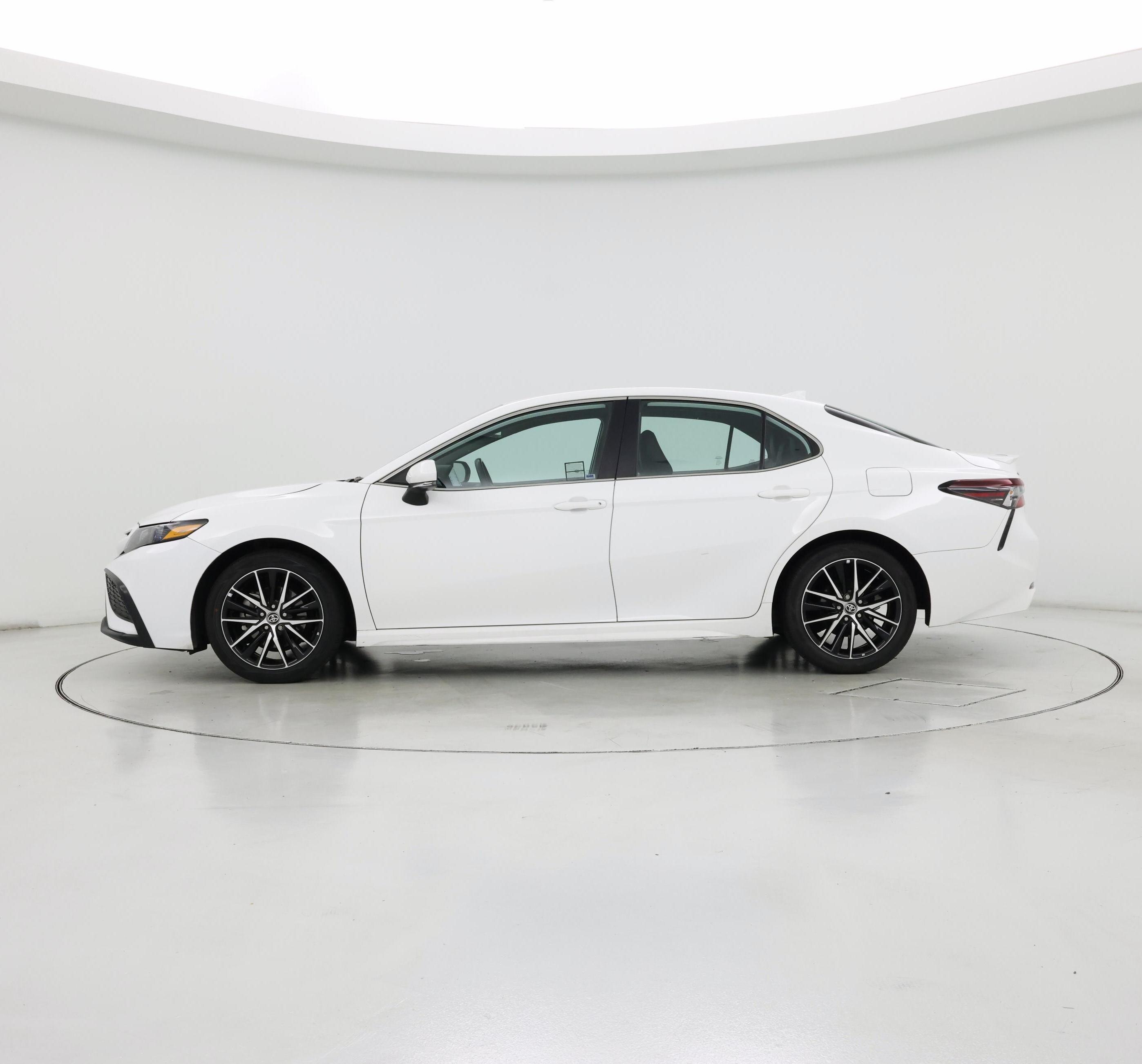 Thumbnail: 2023 Toyota Camry - 3