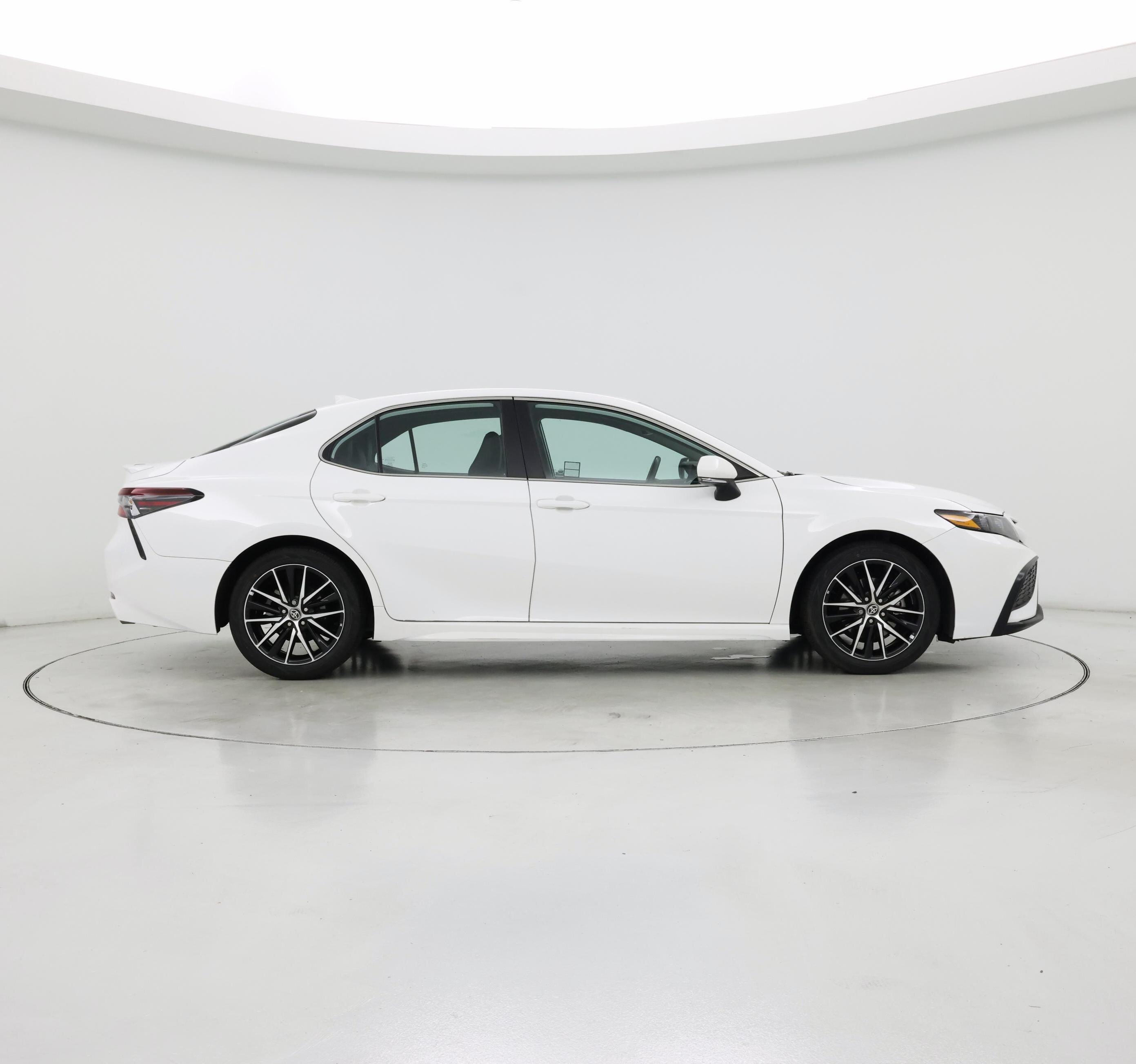 Thumbnail: 2023 Toyota Camry - 7