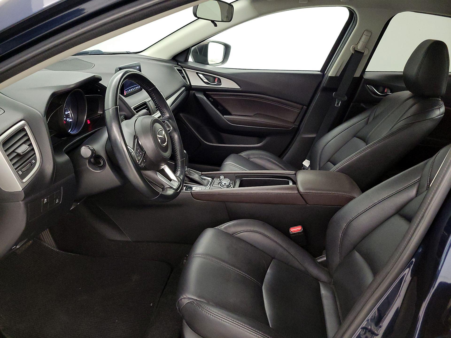 Thumbnail: 2018 Mazda Mazda3 - 11