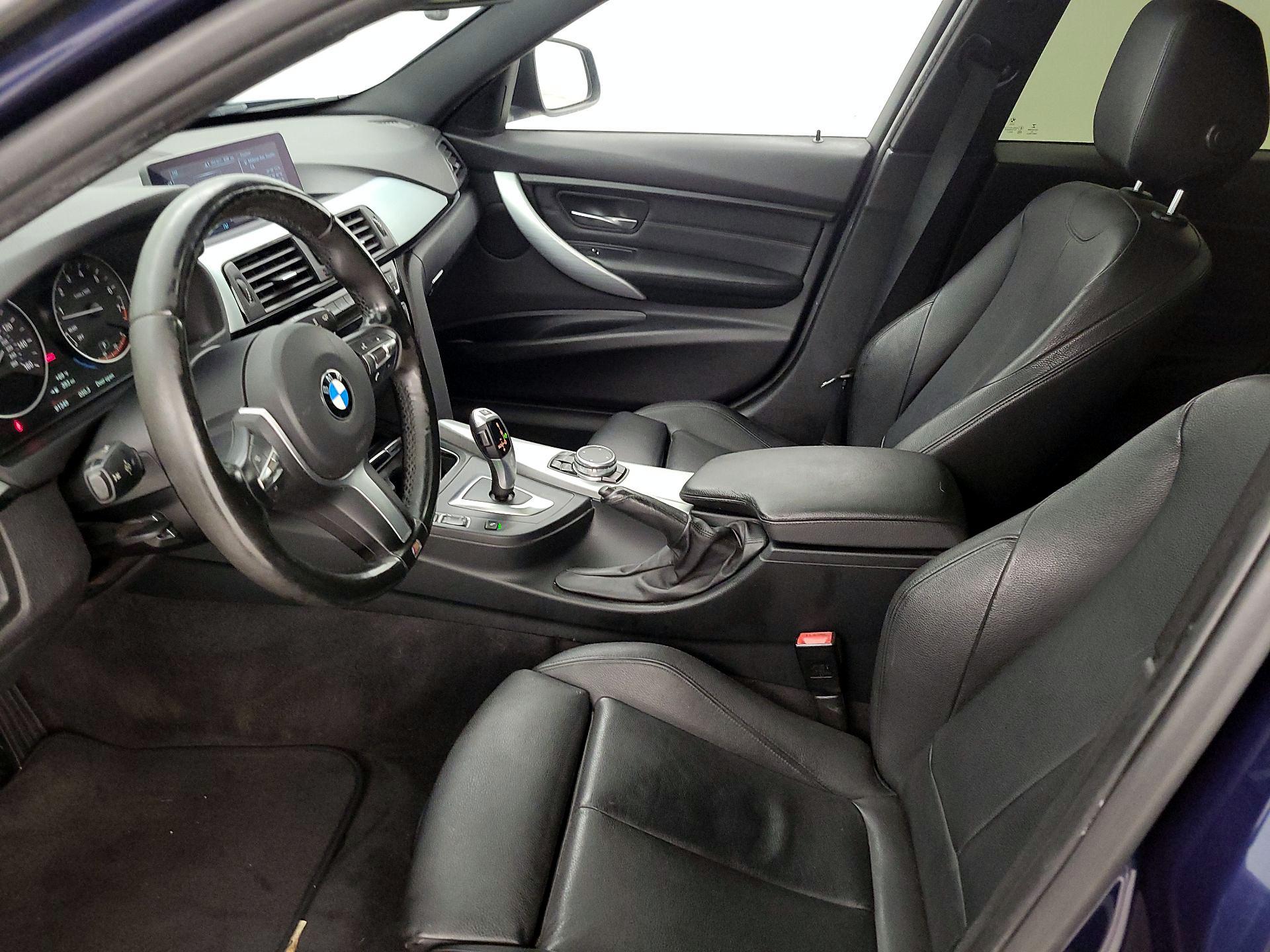 Thumbnail: 2017 BMW 3 Series - 11