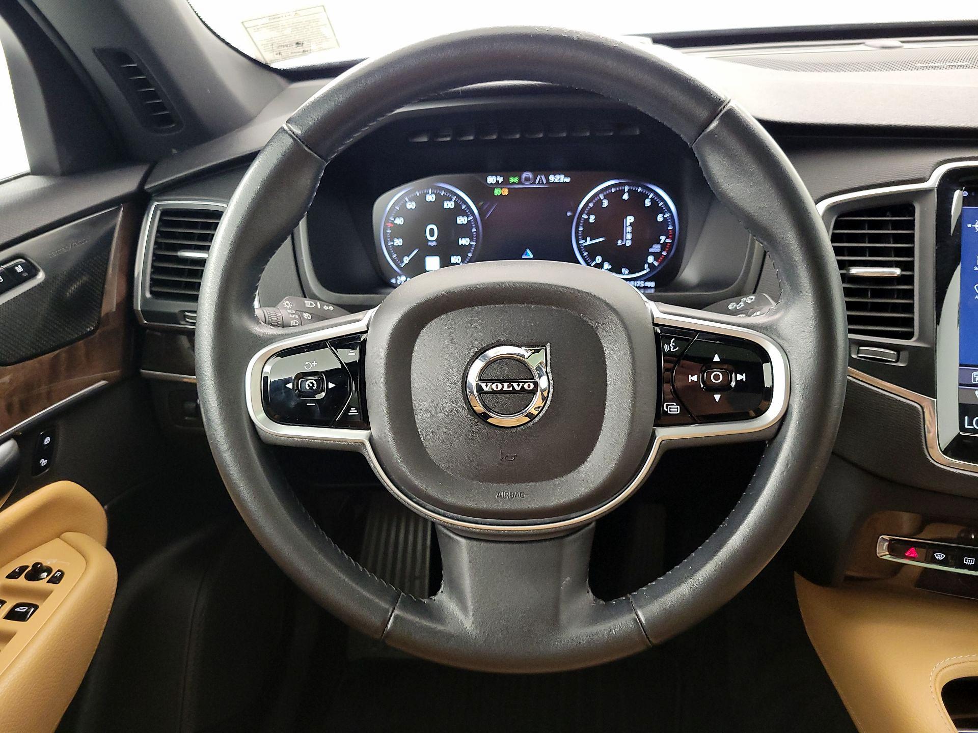 Thumbnail: 2019 Volvo XC90 - 10