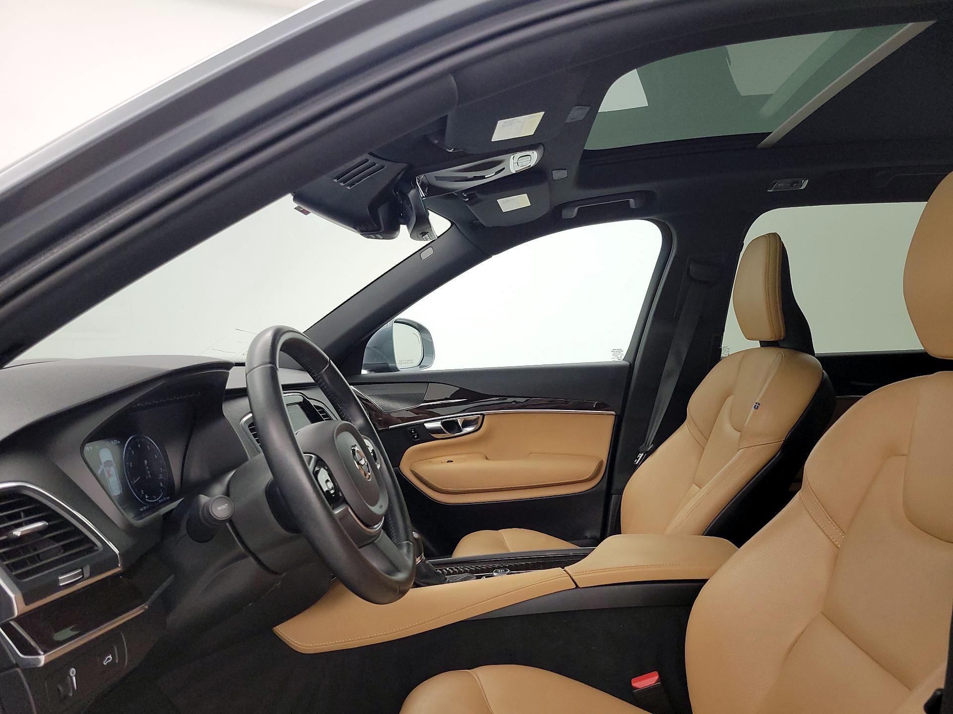 Thumbnail: 2019 Volvo XC90 - 20