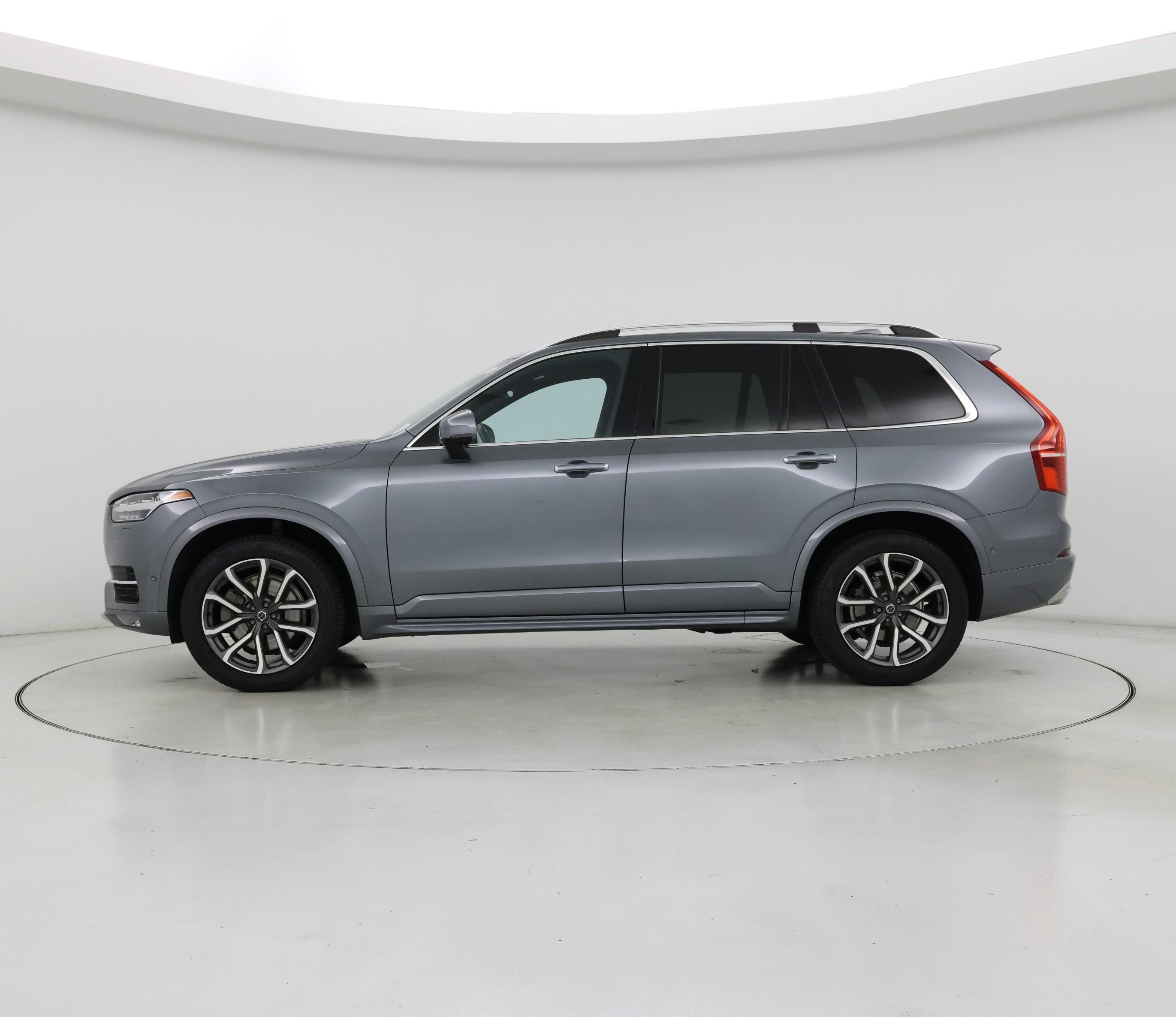 Thumbnail: 2019 Volvo XC90 - 3