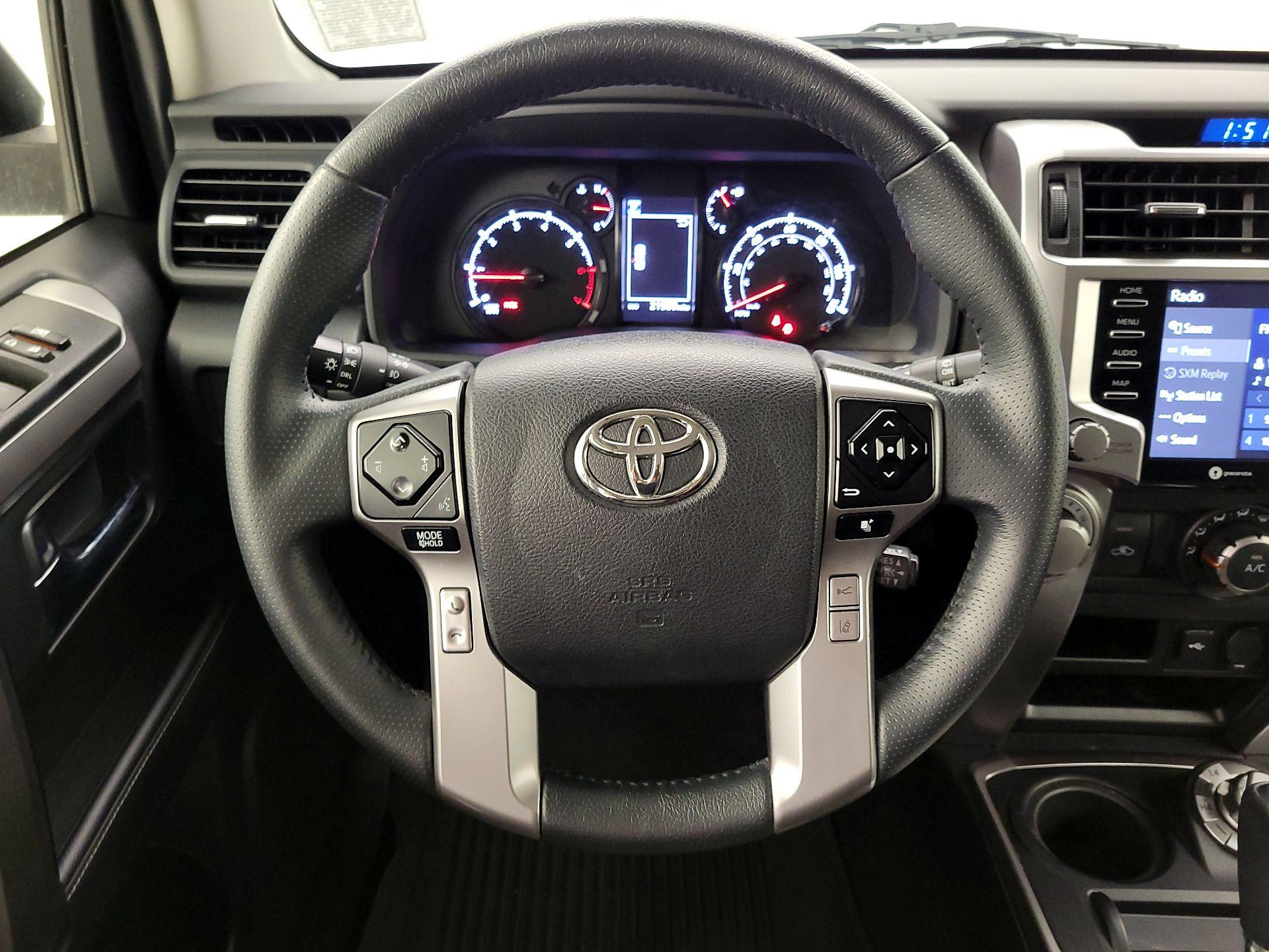 Thumbnail: 2022 Toyota 4Runner - 10