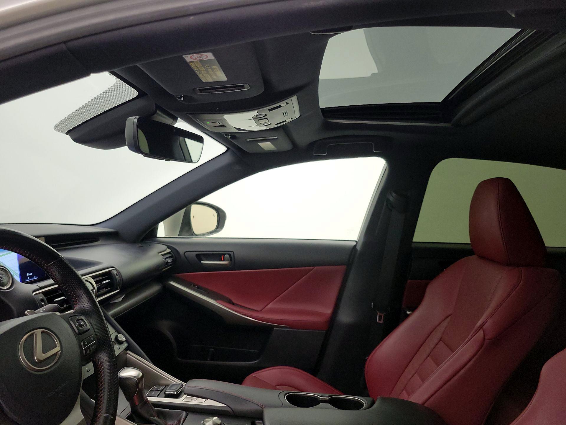 Thumbnail: 2018 Lexus IS - 20