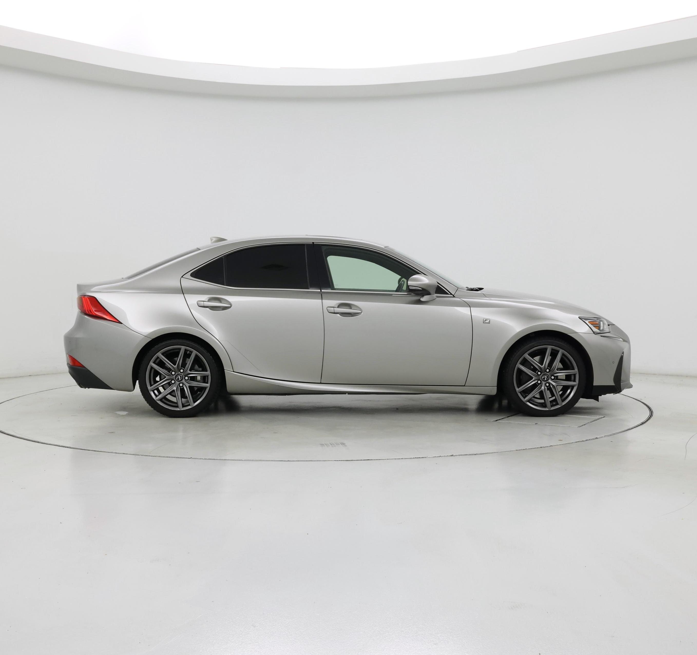 Thumbnail: 2018 Lexus IS - 7