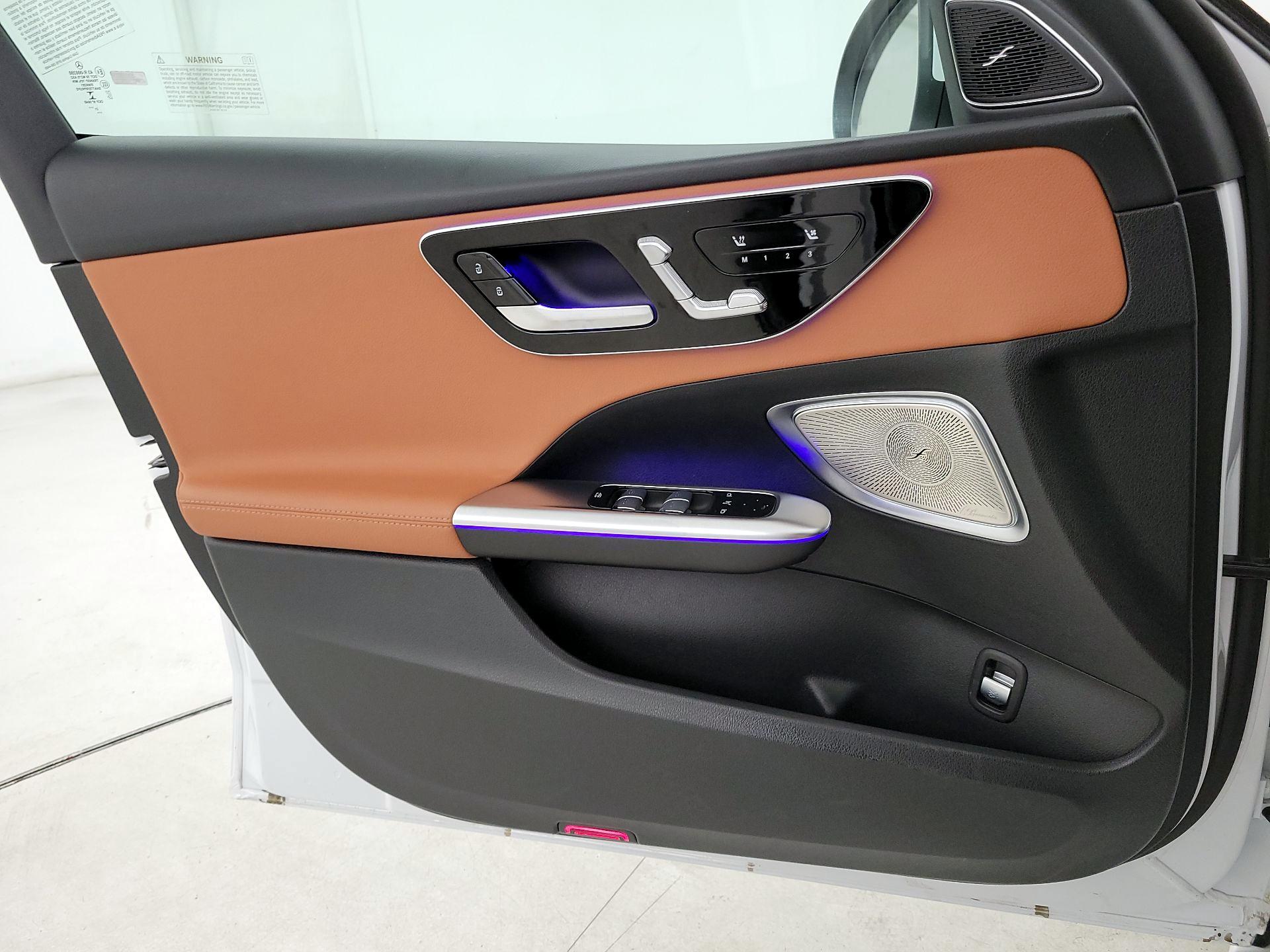 Thumbnail: 2022 Mercedes-Benz C-Class - 12