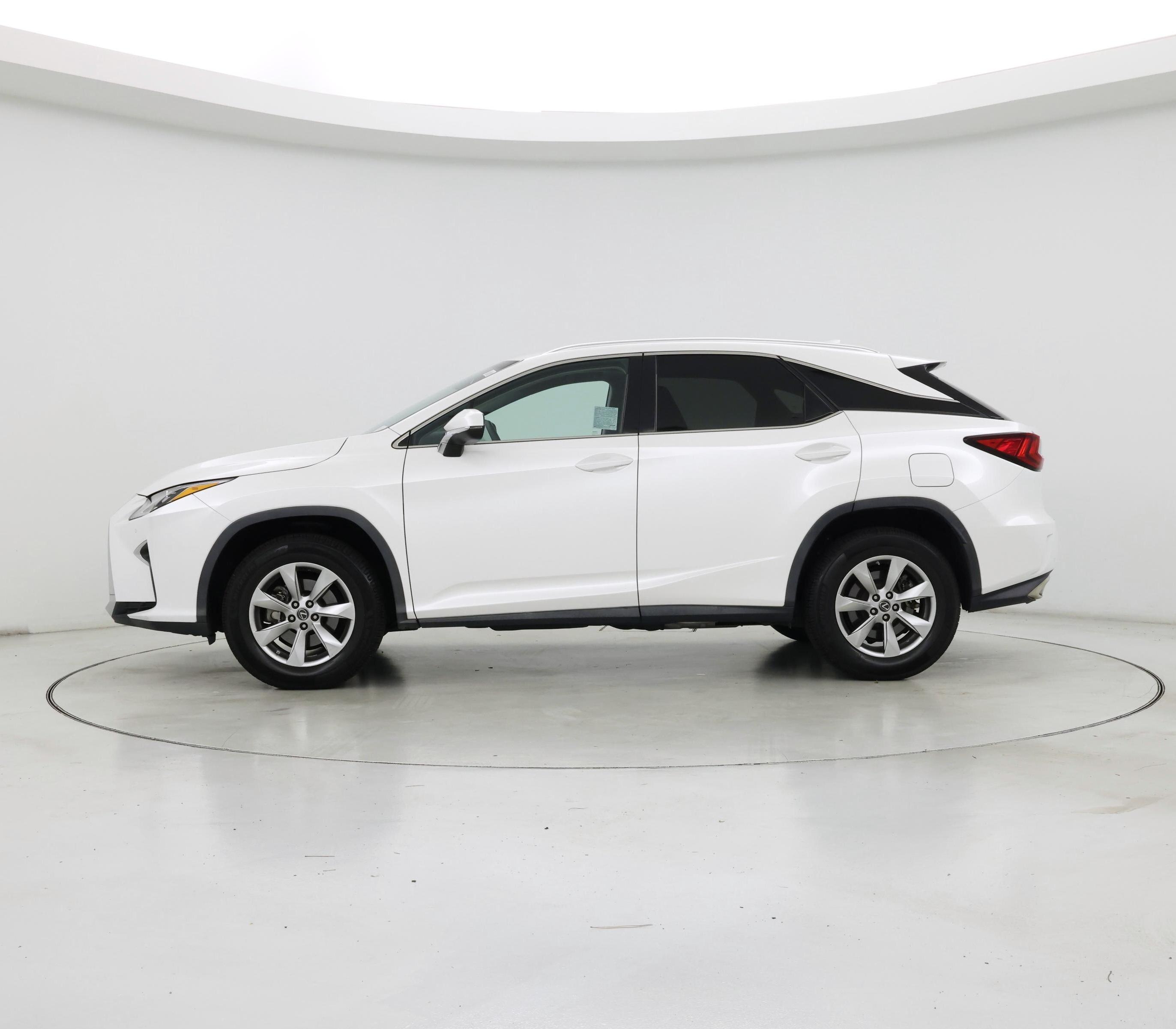Thumbnail: 2019 Lexus RX - 3