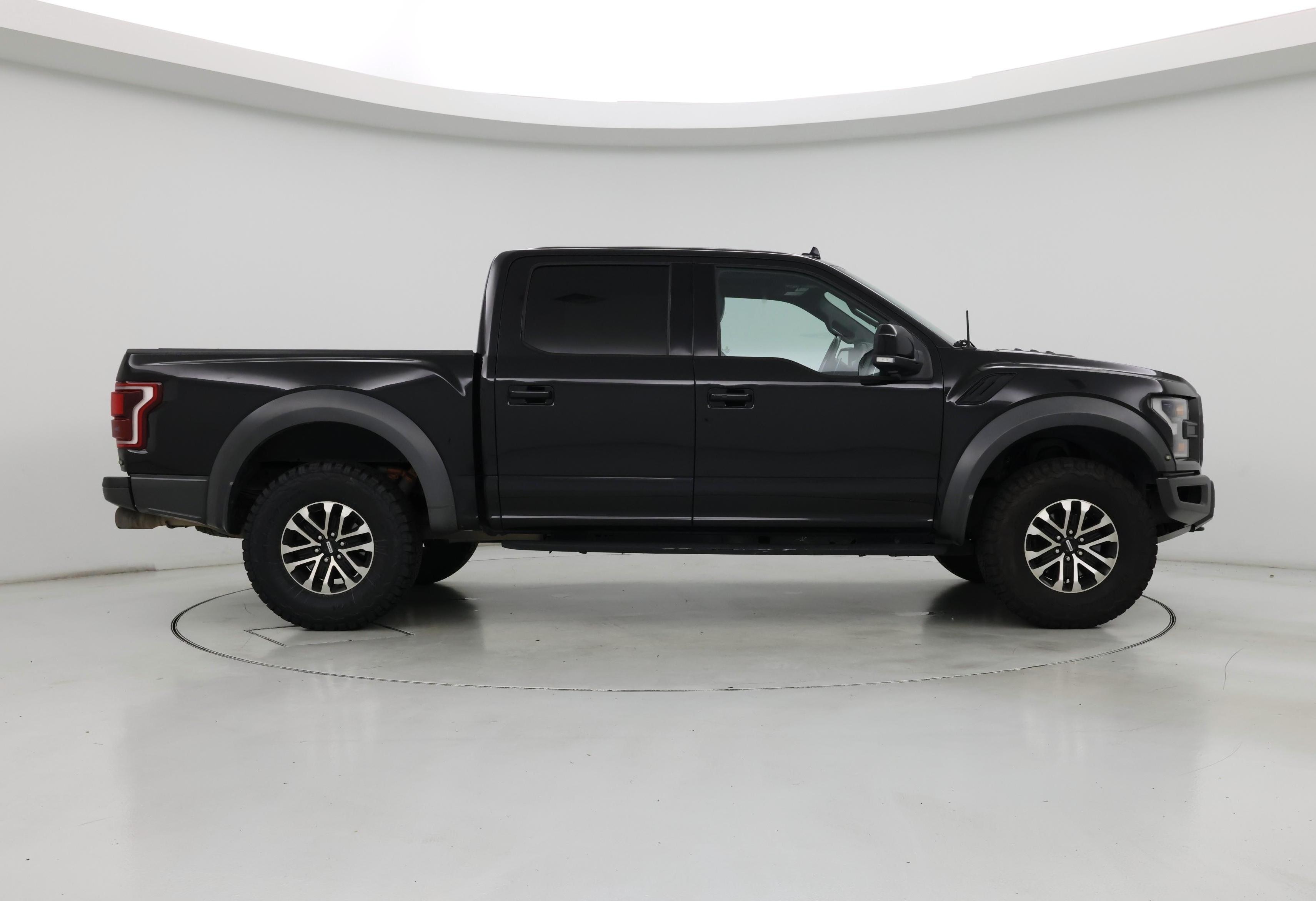 Thumbnail: 2019 Ford F-150 - 7