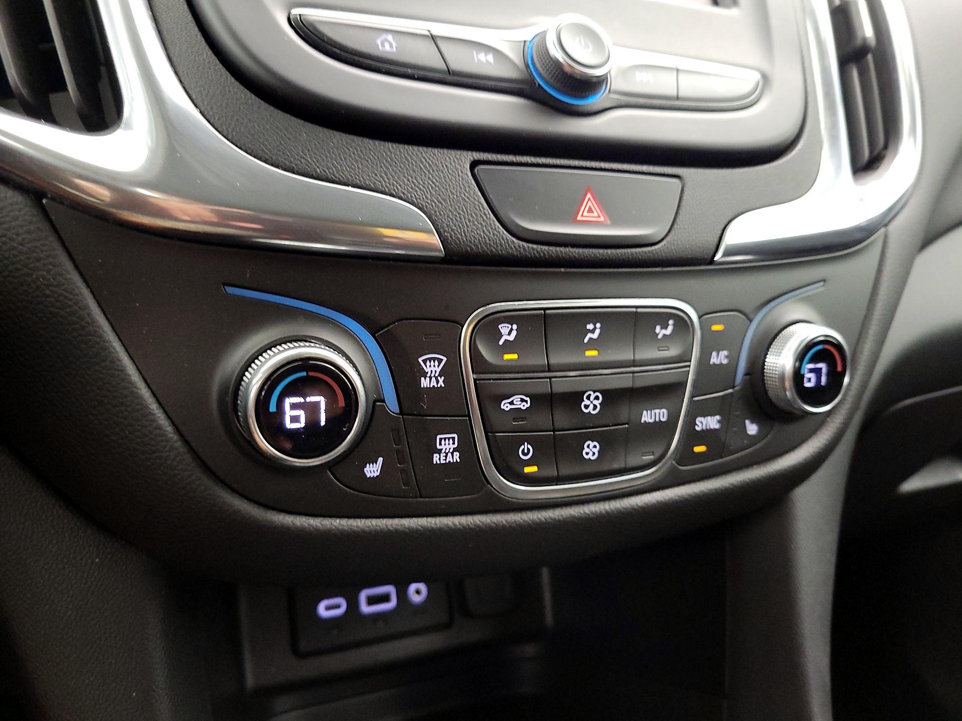 Thumbnail: 2021 Chevrolet Equinox - 16