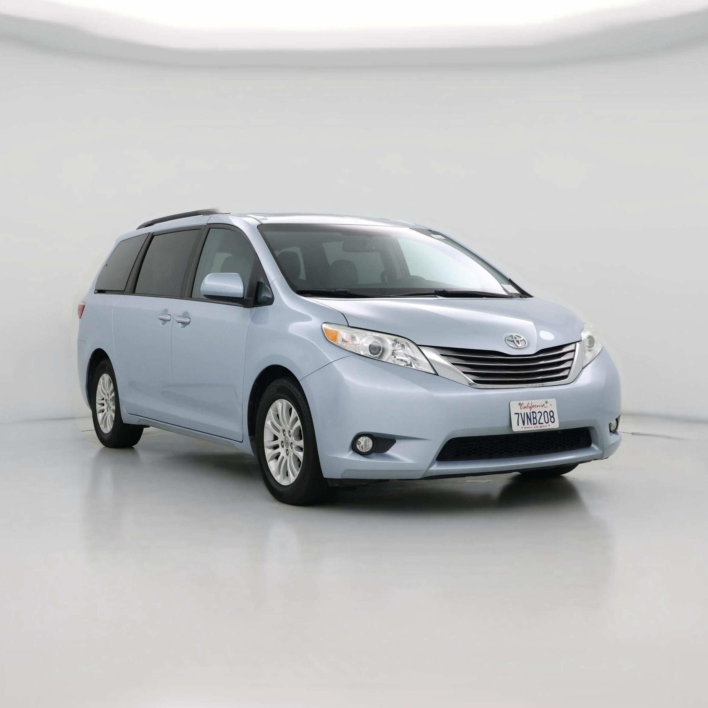 Thumbnail: 2017 Toyota Sienna - 1