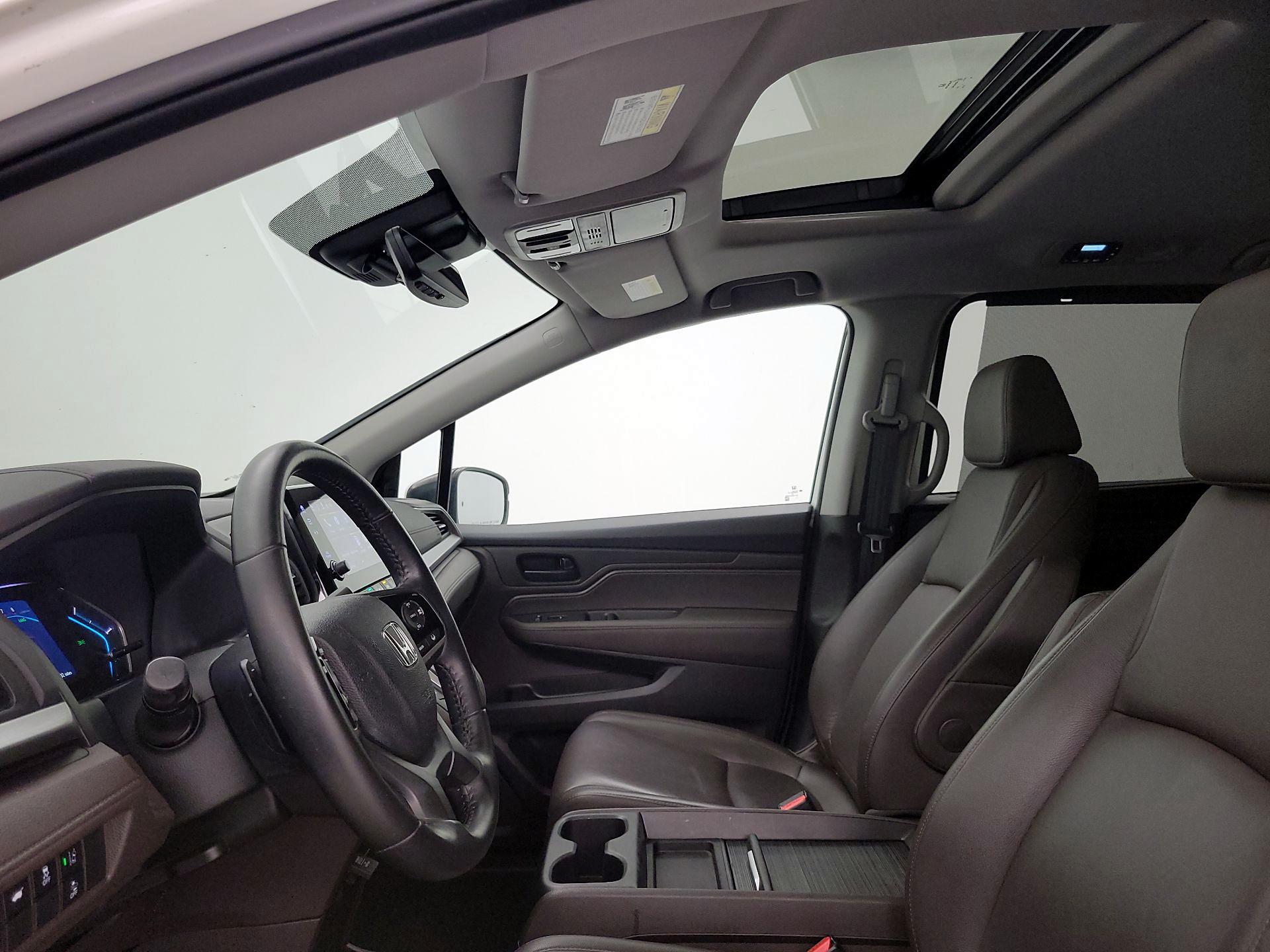 Thumbnail: 2019 Honda Odyssey - 19