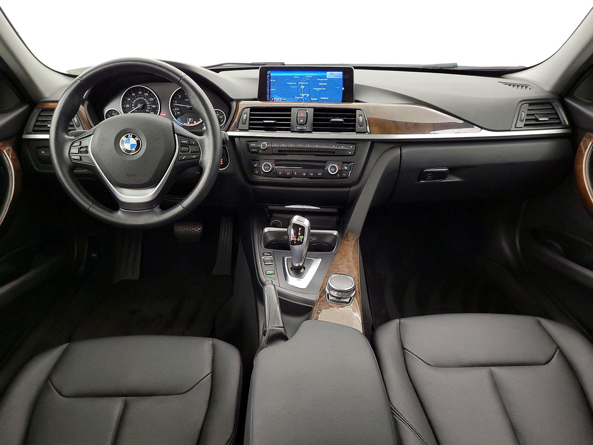 Thumbnail: 2015 BMW 3 Series - 9