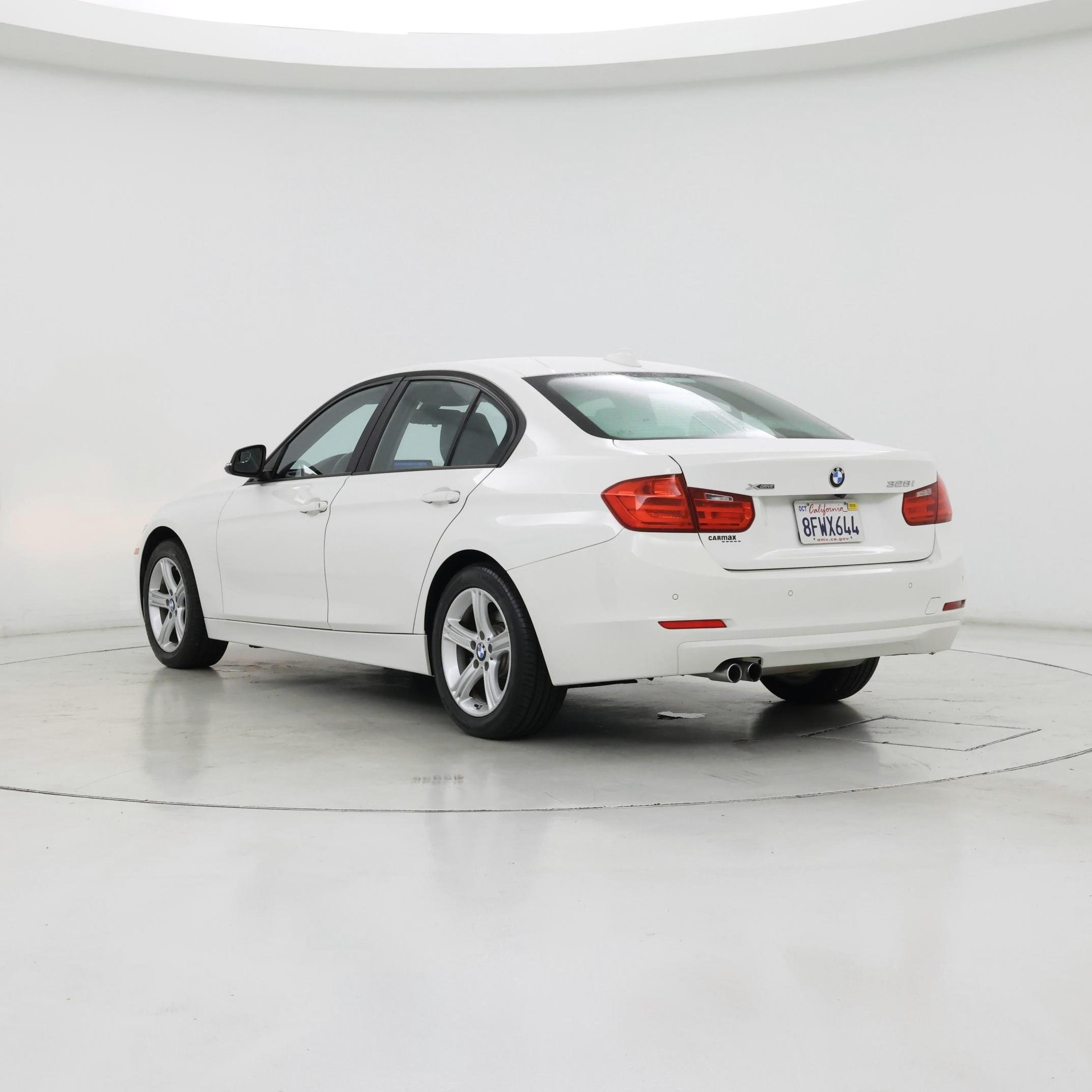 Thumbnail: 2015 BMW 3 Series - 2