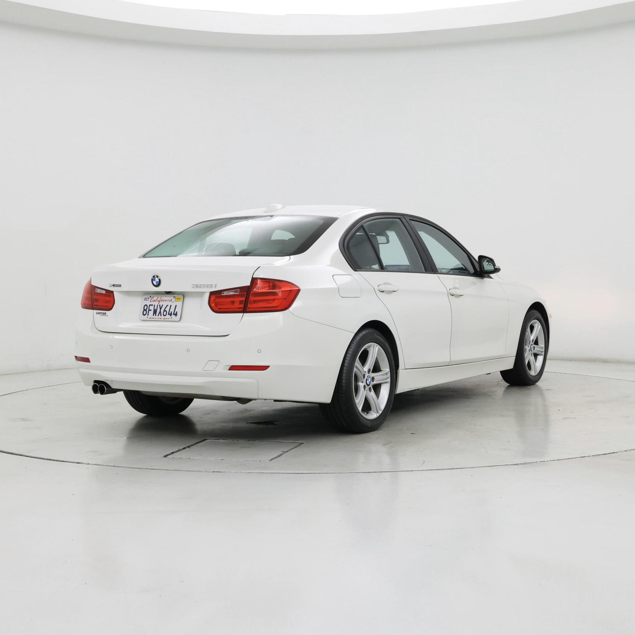 Thumbnail: 2015 BMW 3 Series - 8