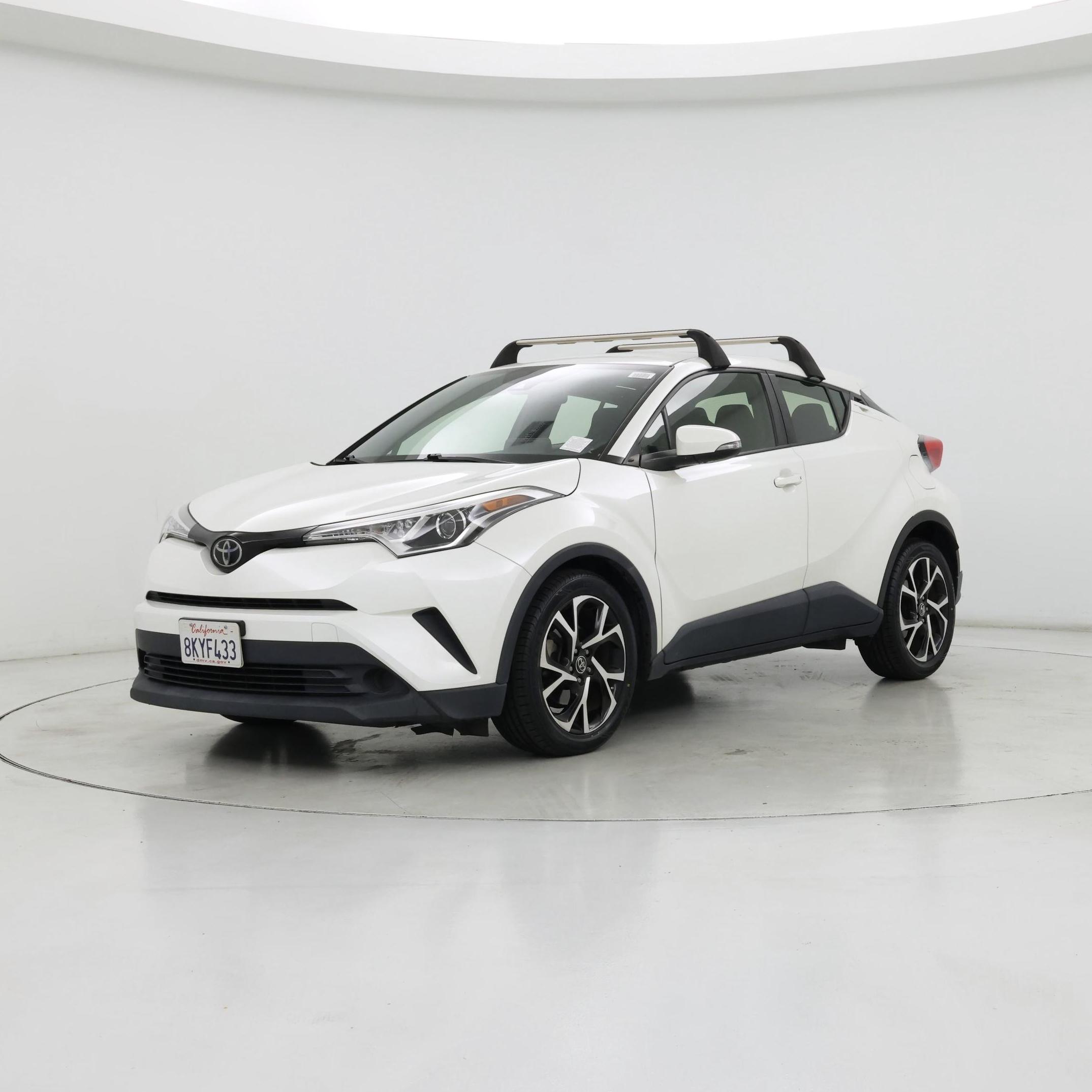 Thumbnail: 2019 Toyota C-HR - 4