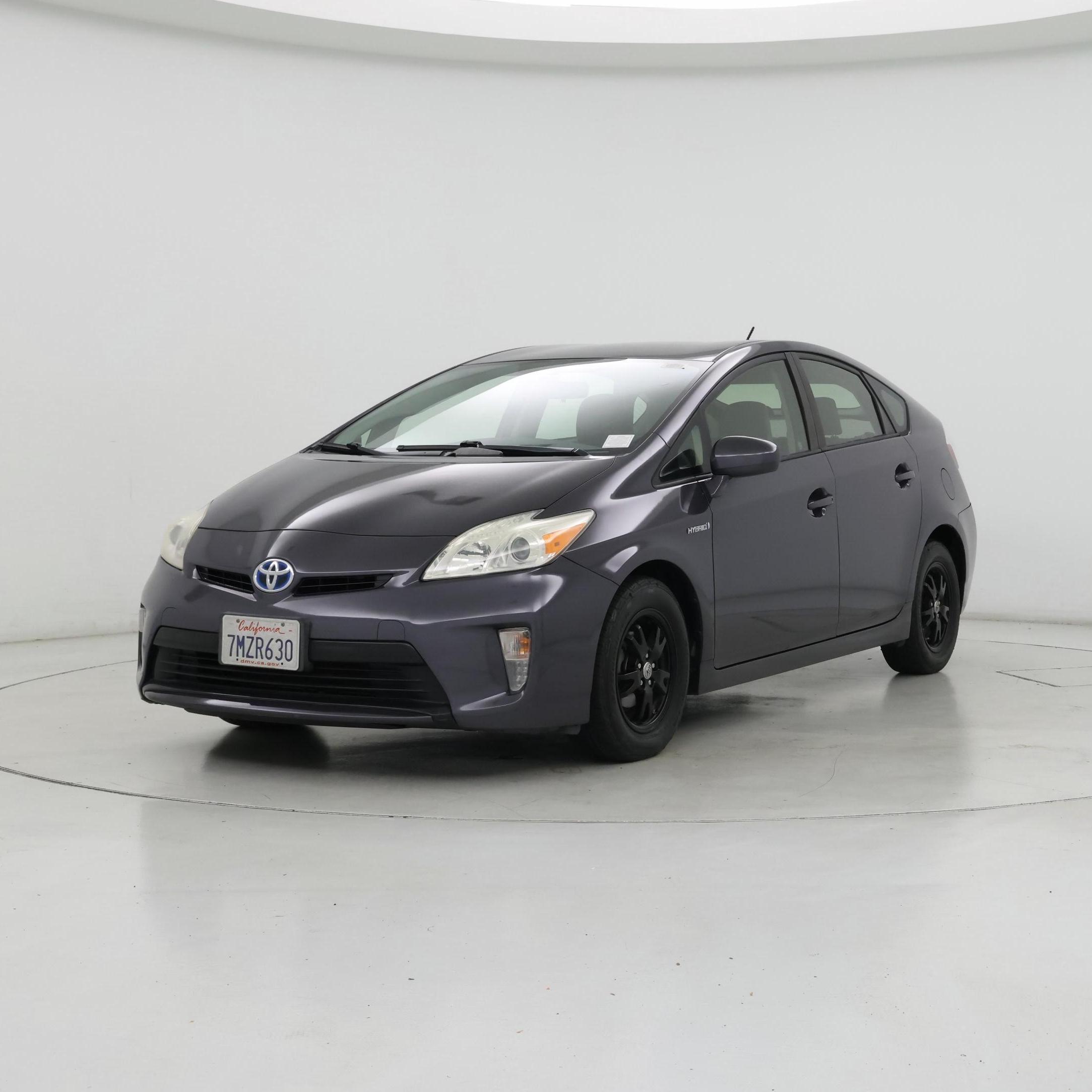 Thumbnail: 2013 Toyota Prius - 4