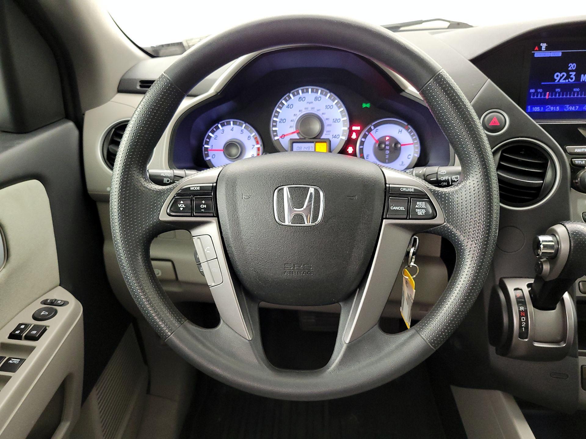 Thumbnail: 2015 Honda Pilot - 10